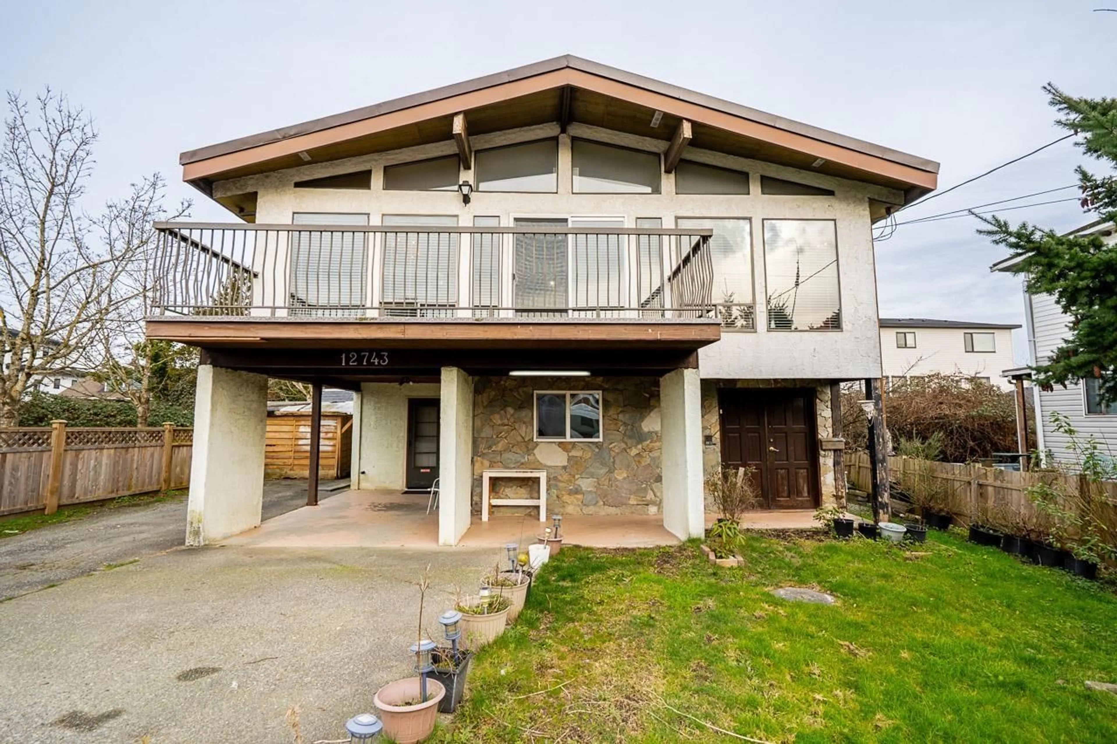 Unknown for 12743 114 AVENUE, Surrey British Columbia V3V3P2