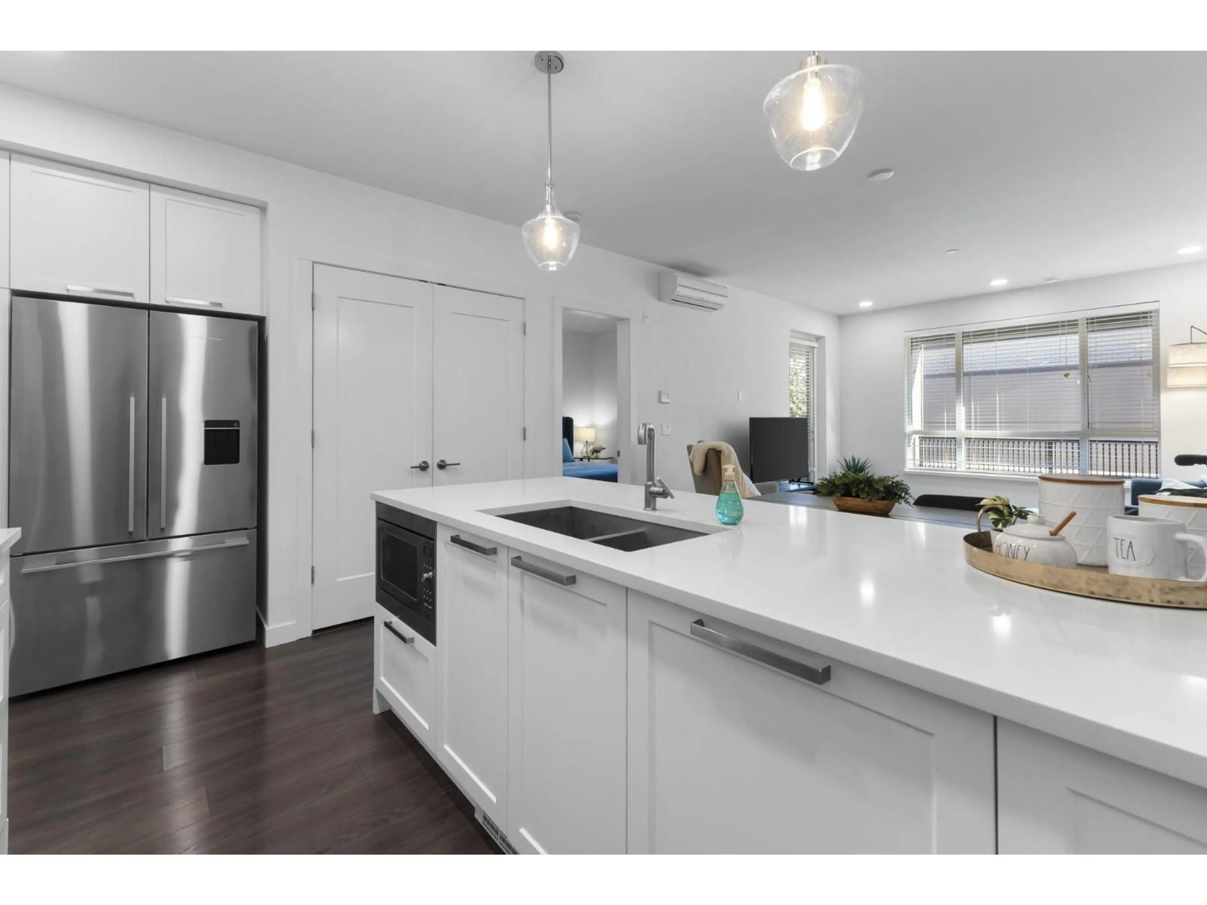 Open concept kitchen, unknown for 309 - 33540 MAYFAIR AVENUE, Abbotsford British Columbia V2S0J3