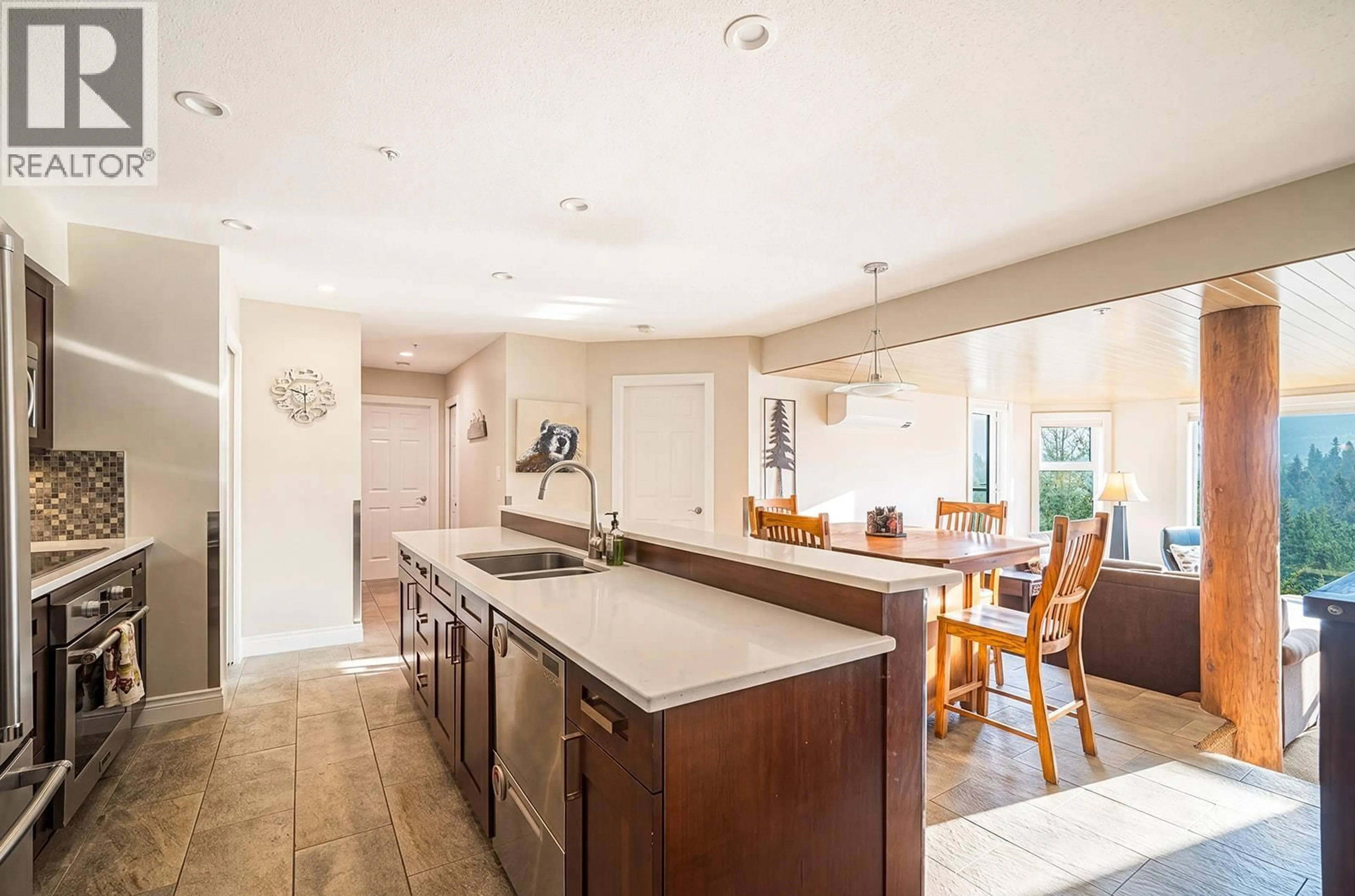 Open concept kitchen, ceramic/tile floor for 203 - 3217 BLUEBERRY DRIVE, Whistler British Columbia V8E0B8