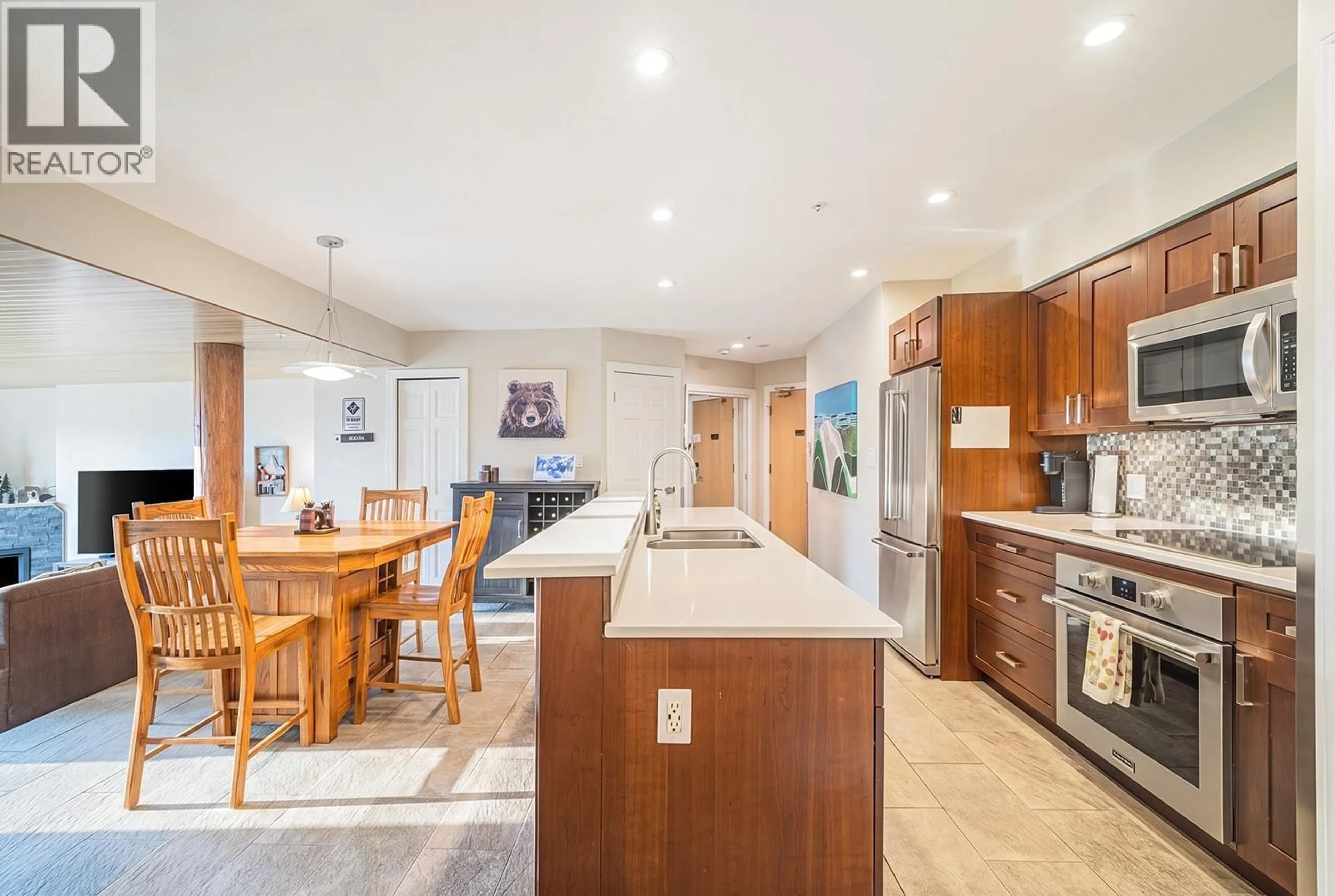 Open concept kitchen, ceramic/tile floor for 203 - 3217 BLUEBERRY DRIVE, Whistler British Columbia V8E0B8