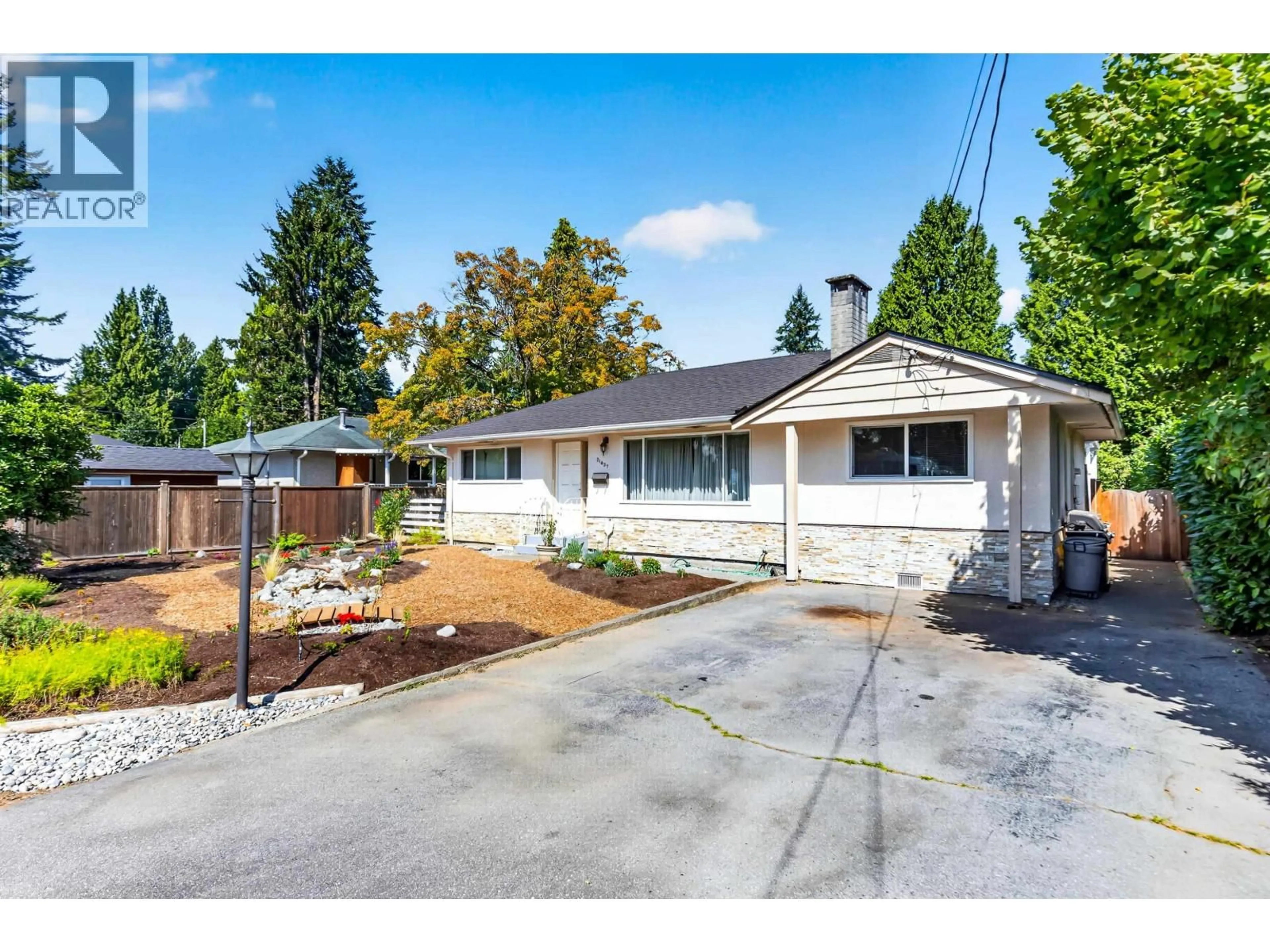 A pic from outside/outdoor area/front of a property/back of a property/a pic from drone, street for 21437 122 AVENUE, Maple Ridge British Columbia V2X3W7