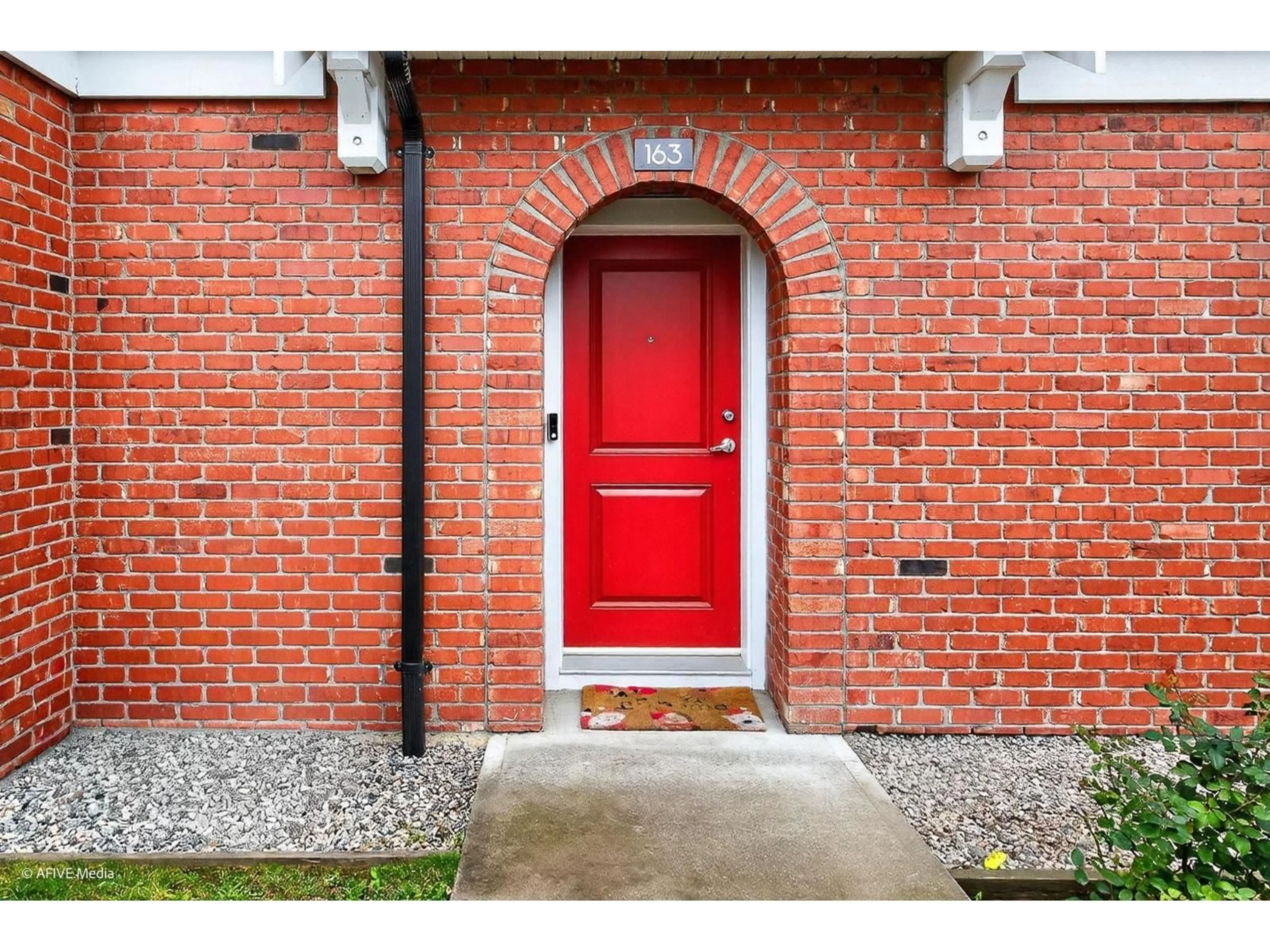 Home with brick exterior material, street for 163 - 14833 61 AVENUE, Surrey British Columbia V3S6T6