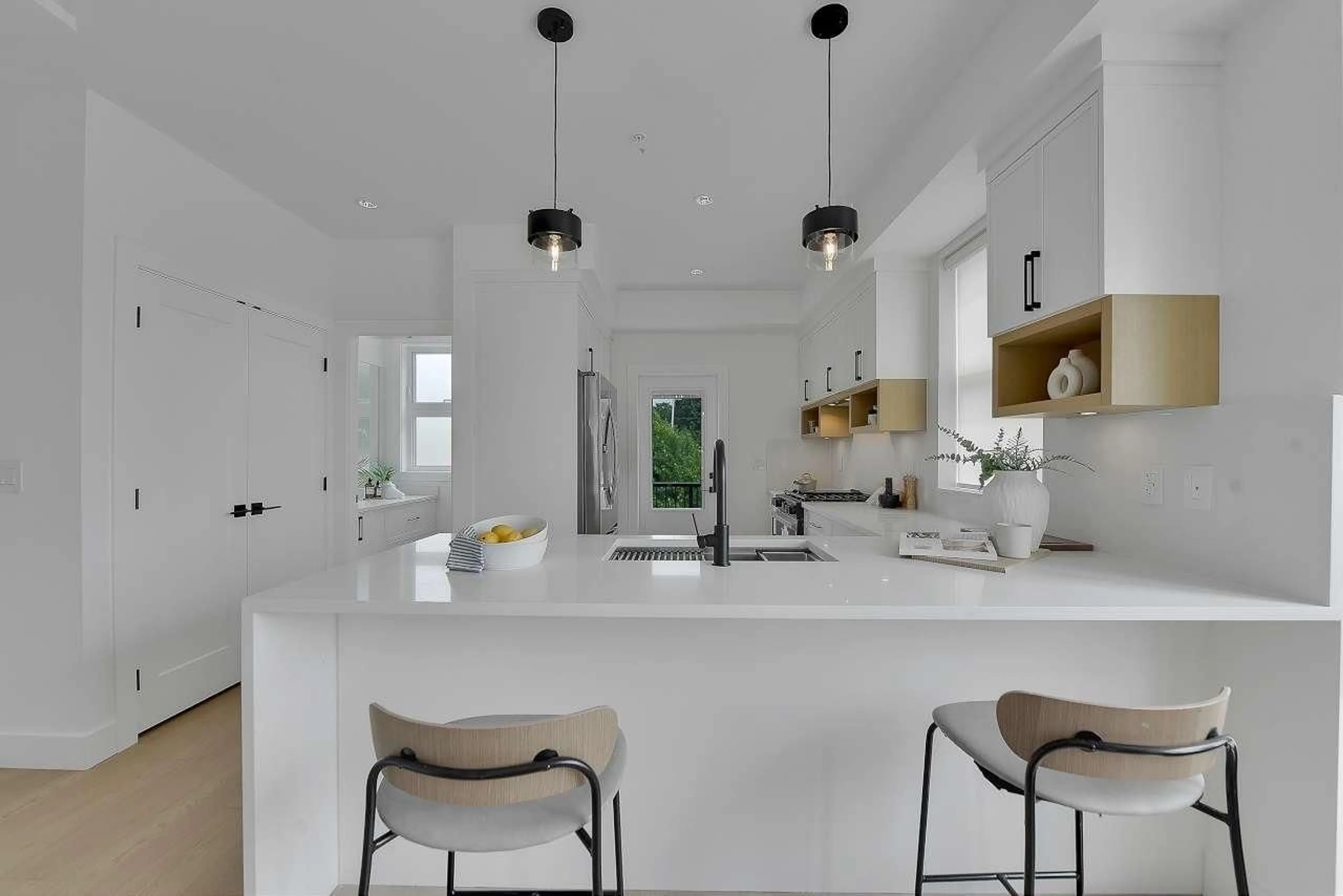 Contemporary kitchen, ceramic/tile floor for 8 - 7540 BRISKHAM STREET, Mission British Columbia V2V3L8