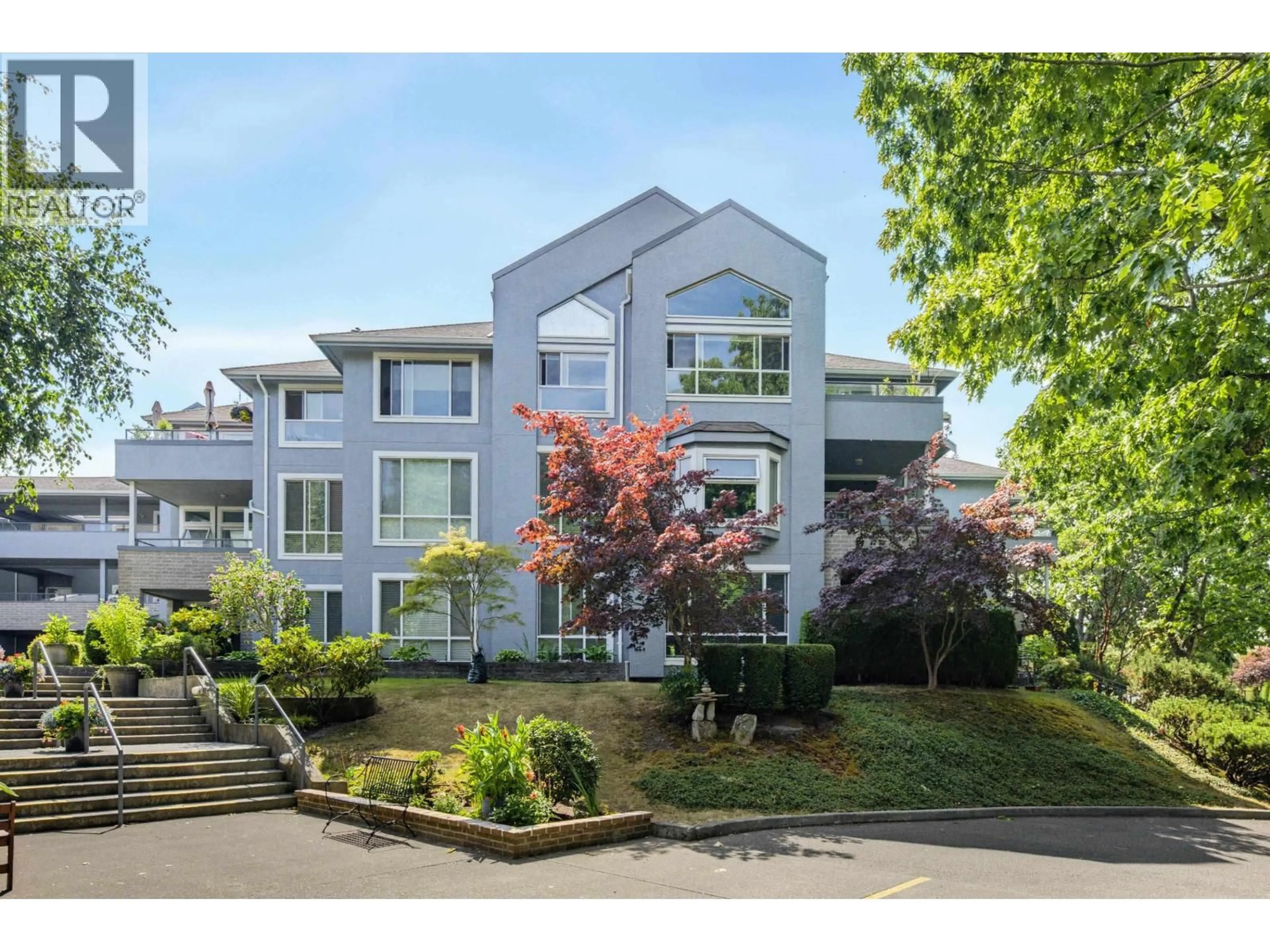 A pic from outside/outdoor area/front of a property/back of a property/a pic from drone, unknown for 333 - 12875 RAILWAY AVENUE, Richmond British Columbia V7E6K3