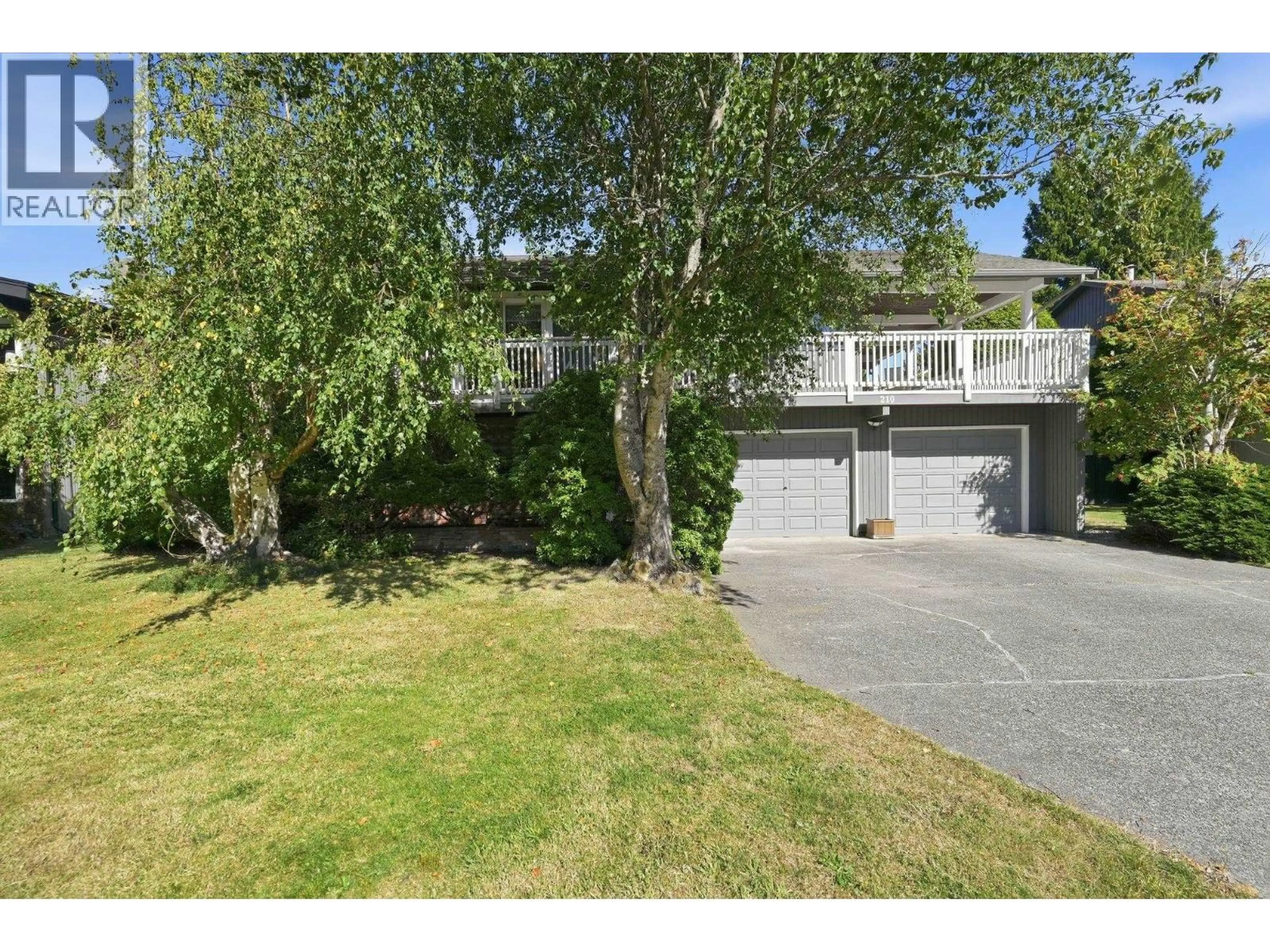 A pic from outside/outdoor area/front of a property/back of a property/a pic from drone, street for 210 MURPHY DRIVE, Delta British Columbia V4M3N9