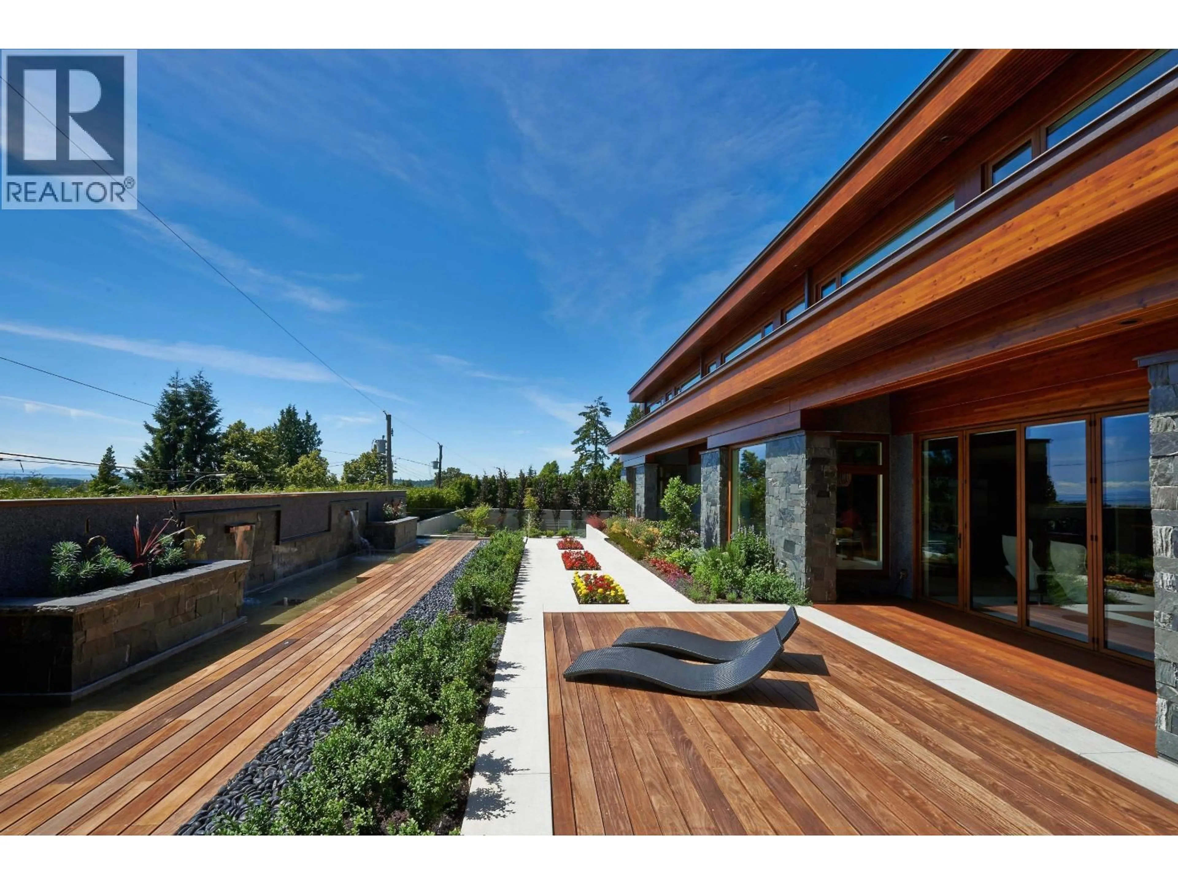 Patio, unknown for 6889 BALSAM STREET, Vancouver British Columbia V6P5W9