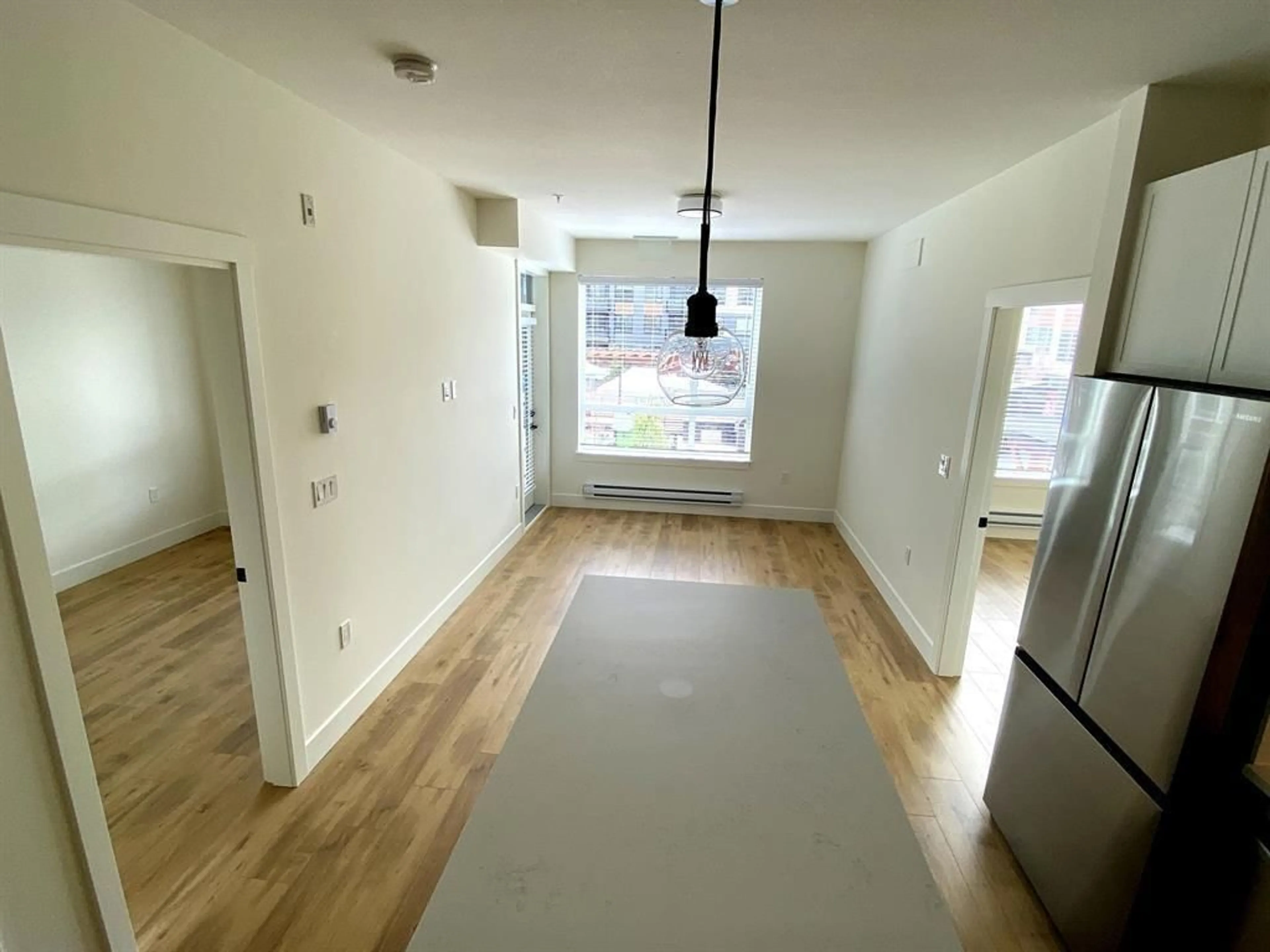 A pic of a room for 206 - 19935 75A AVENUE, Langley British Columbia V2Y4L6