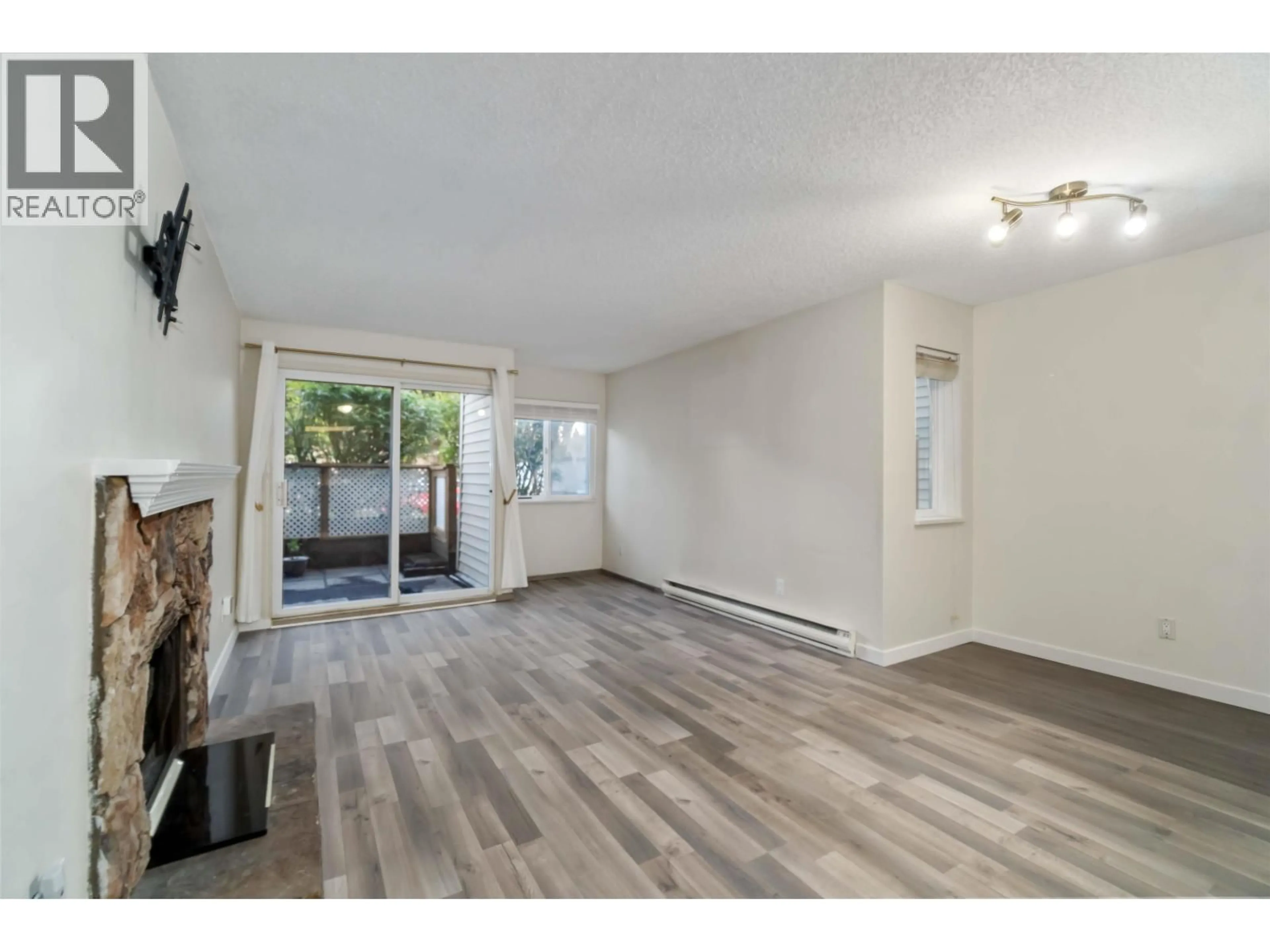 A pic of a room for 109 - 555 NORTH ROAD, Coquitlam British Columbia V3J1N8
