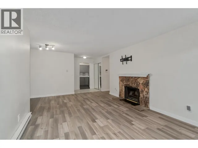 109 - 555 NORTH ROAD, Coquitlam 4