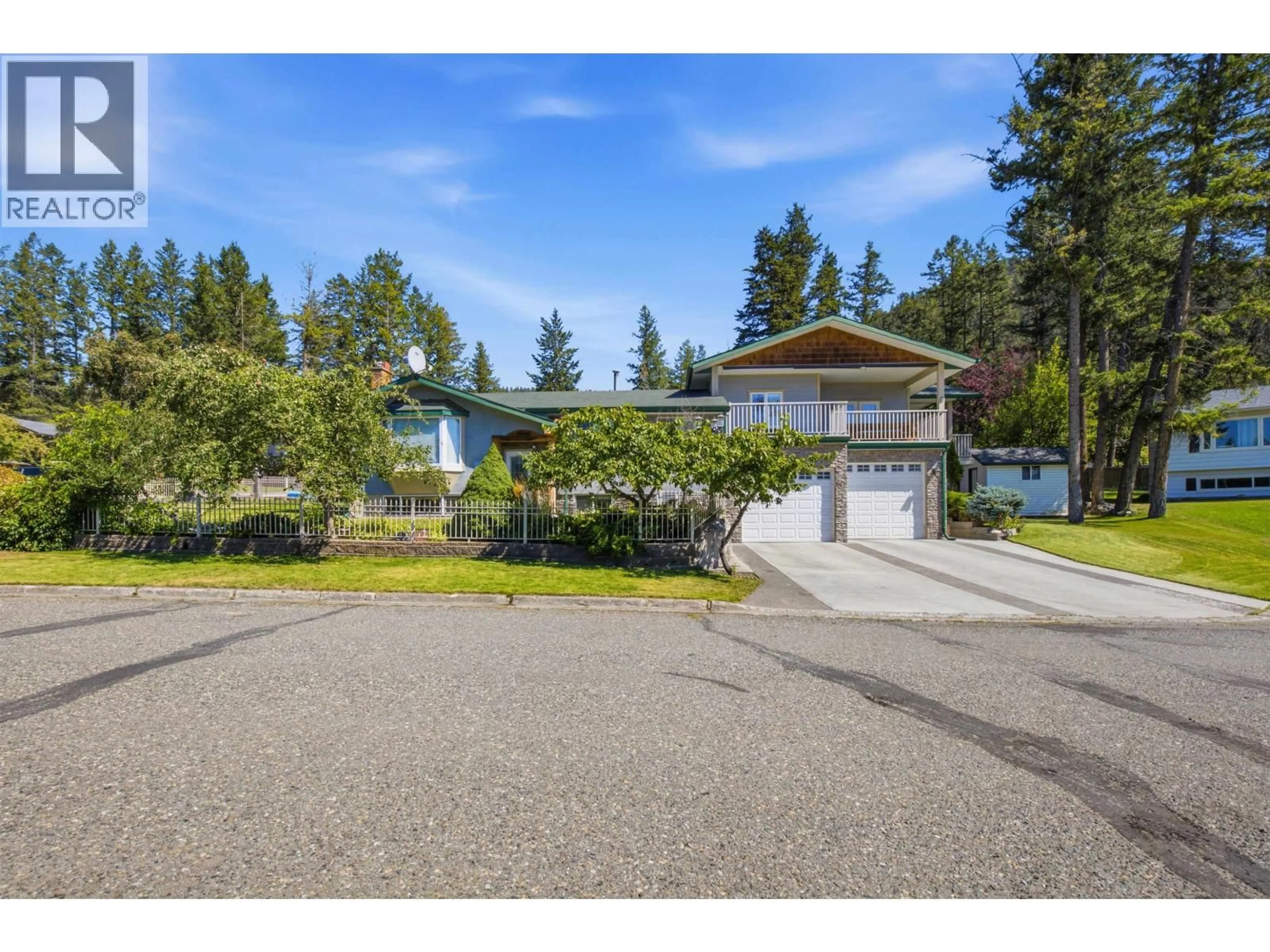 A pic from outside/outdoor area/front of a property/back of a property/a pic from drone, street for 1140 AGNEW STREET, Williams Lake British Columbia V2G2N3
