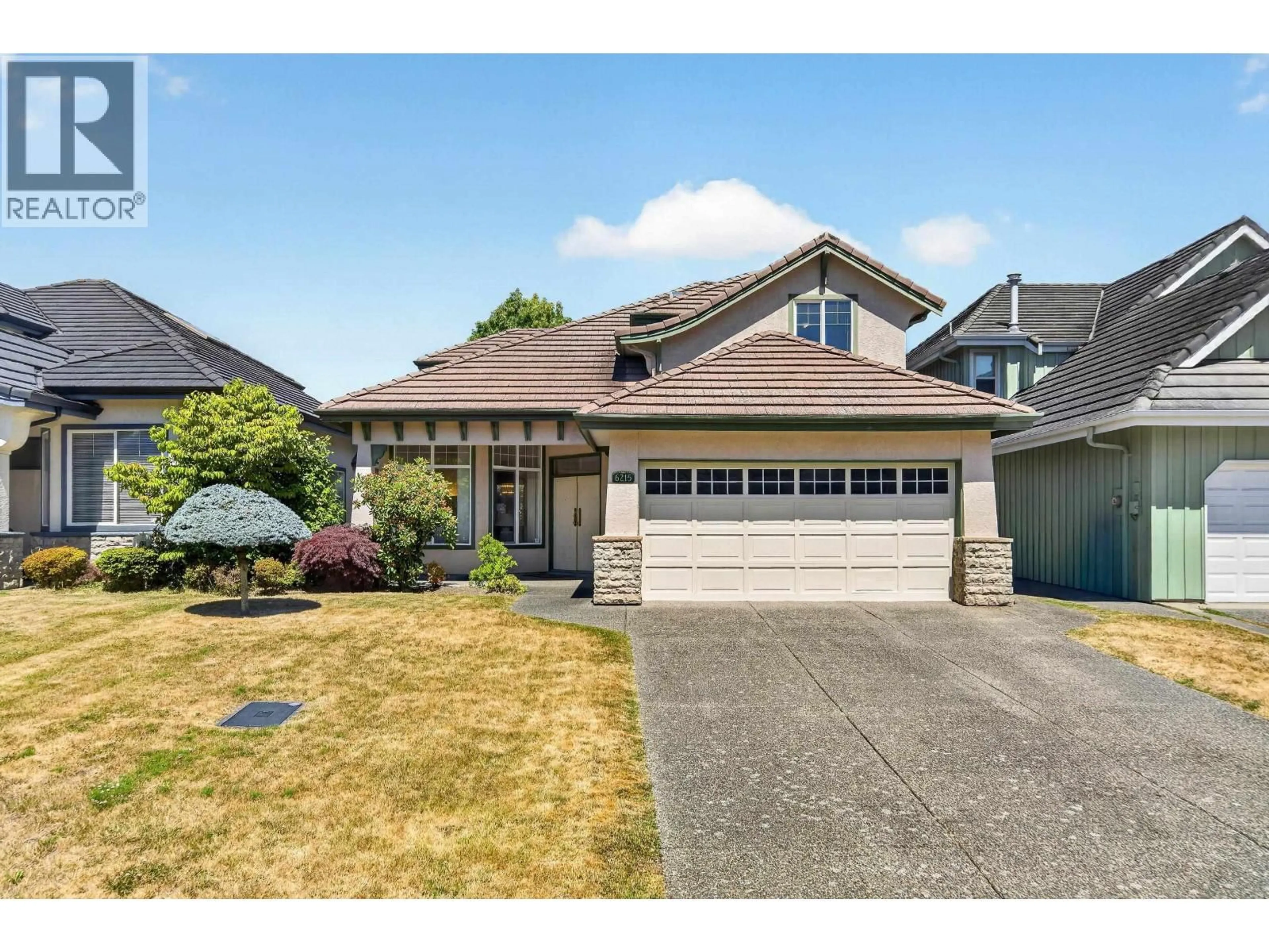 Home with vinyl exterior material, street for 6215 DUNSMUIR CRESCENT, Richmond British Columbia V7C5T7