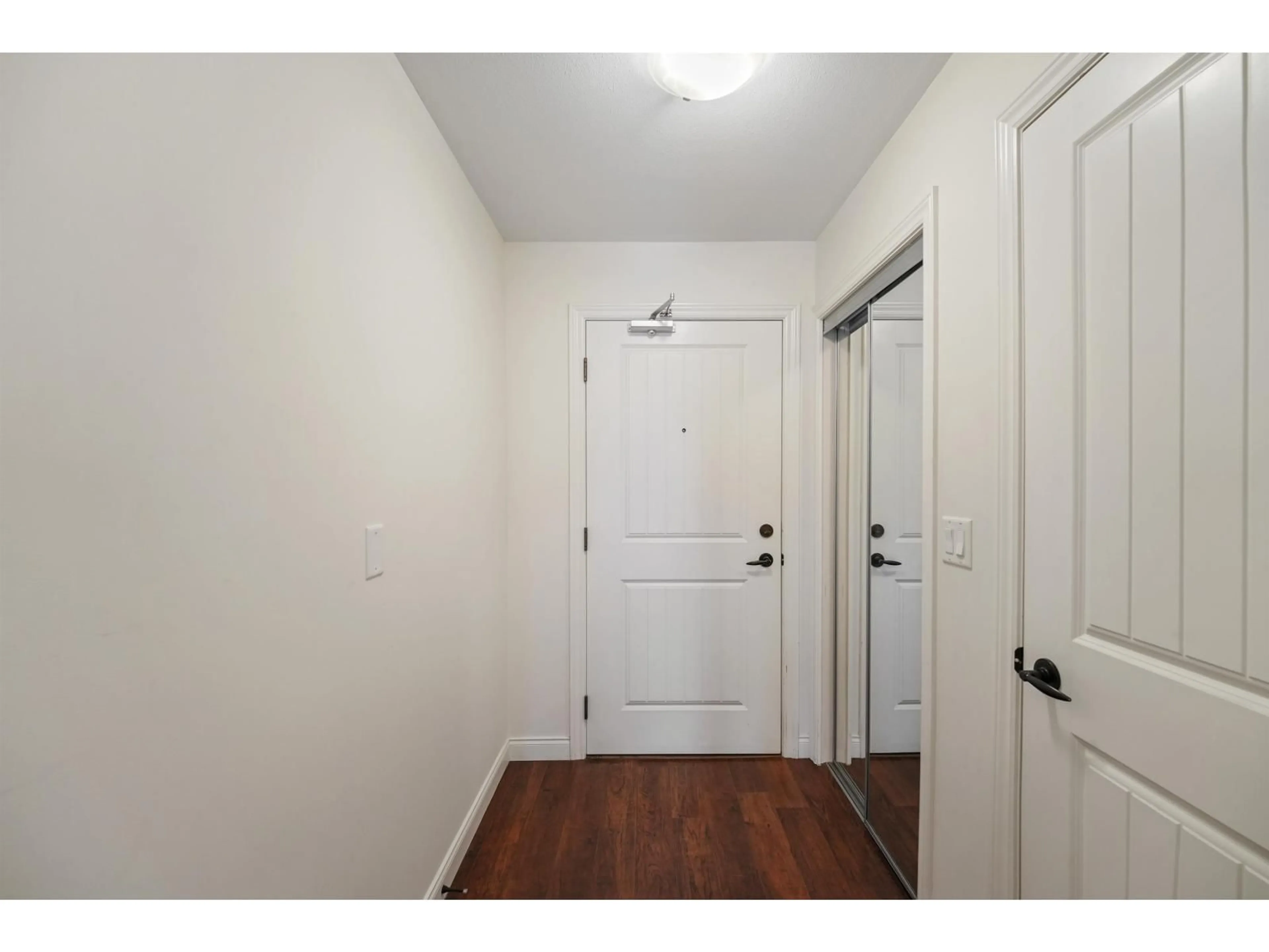 Indoor entryway for 441 - 5660 201A STREET, Langley British Columbia V3A0B4