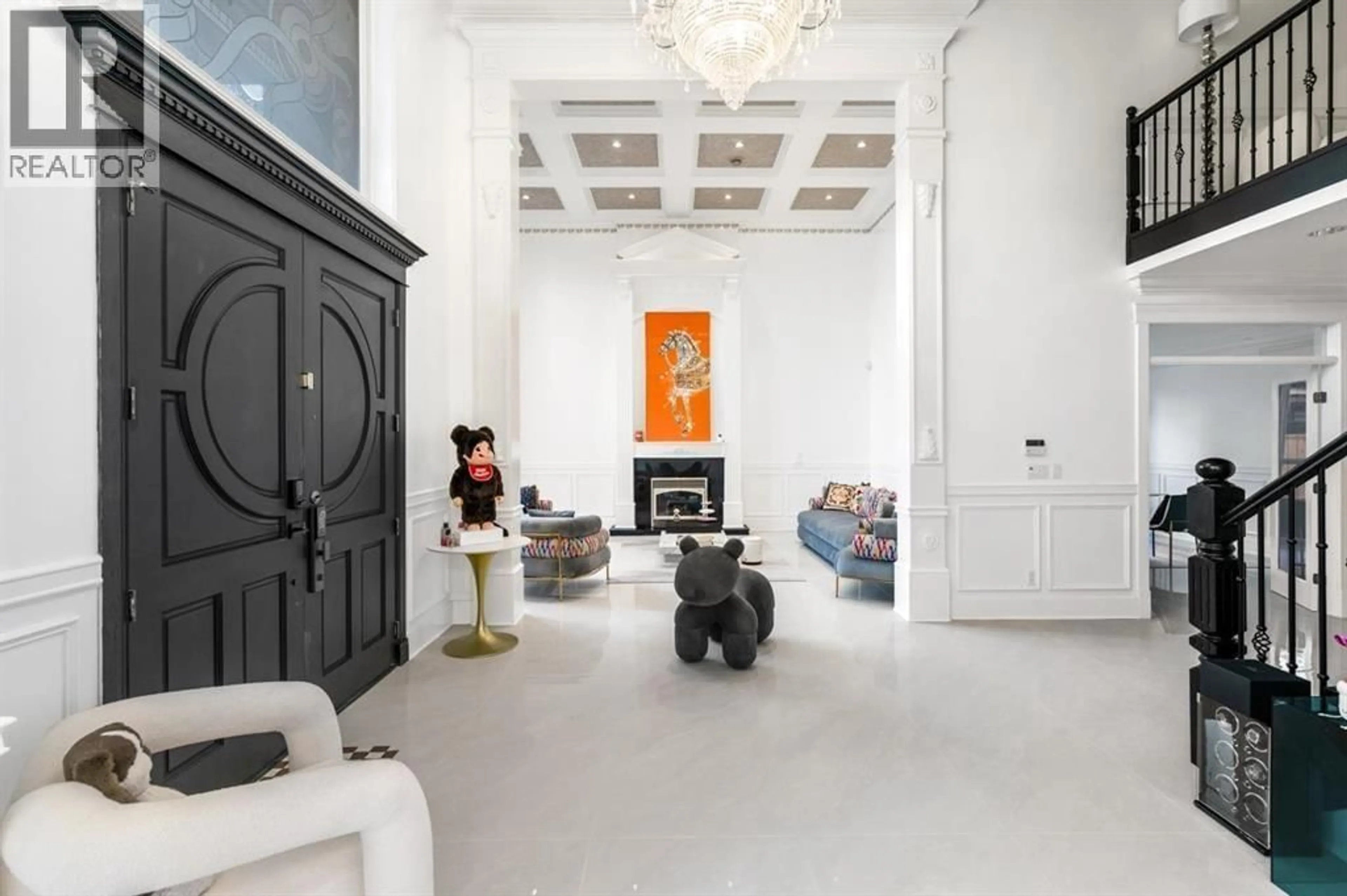 Indoor foyer for 9871 PIGOTT ROAD, Richmond British Columbia V7A2C1
