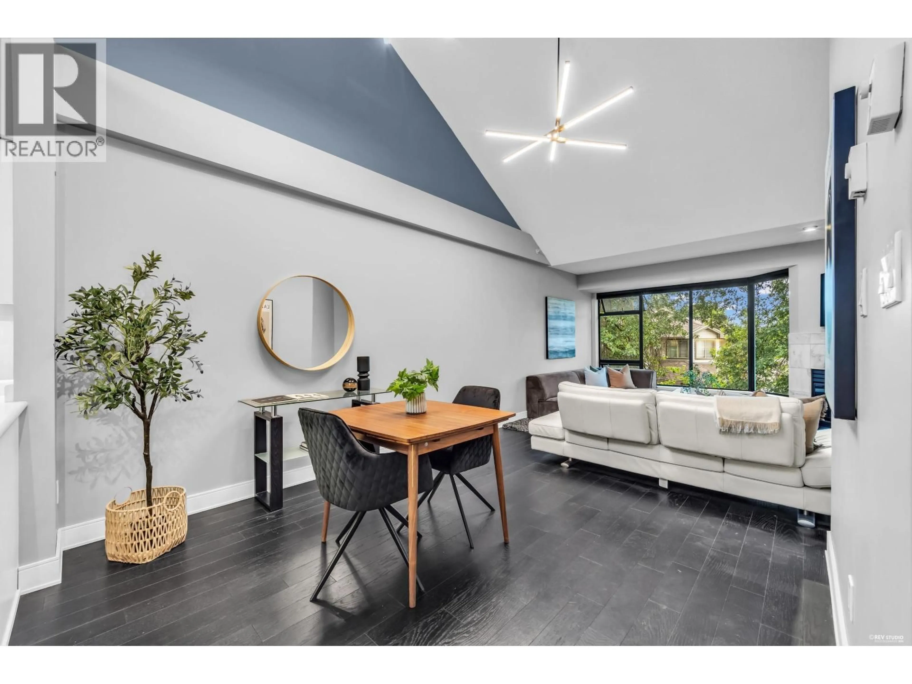 A pic of a room for 314 - 1966 COQUITLAM AVENUE, Port Coquitlam British Columbia V3B7P8