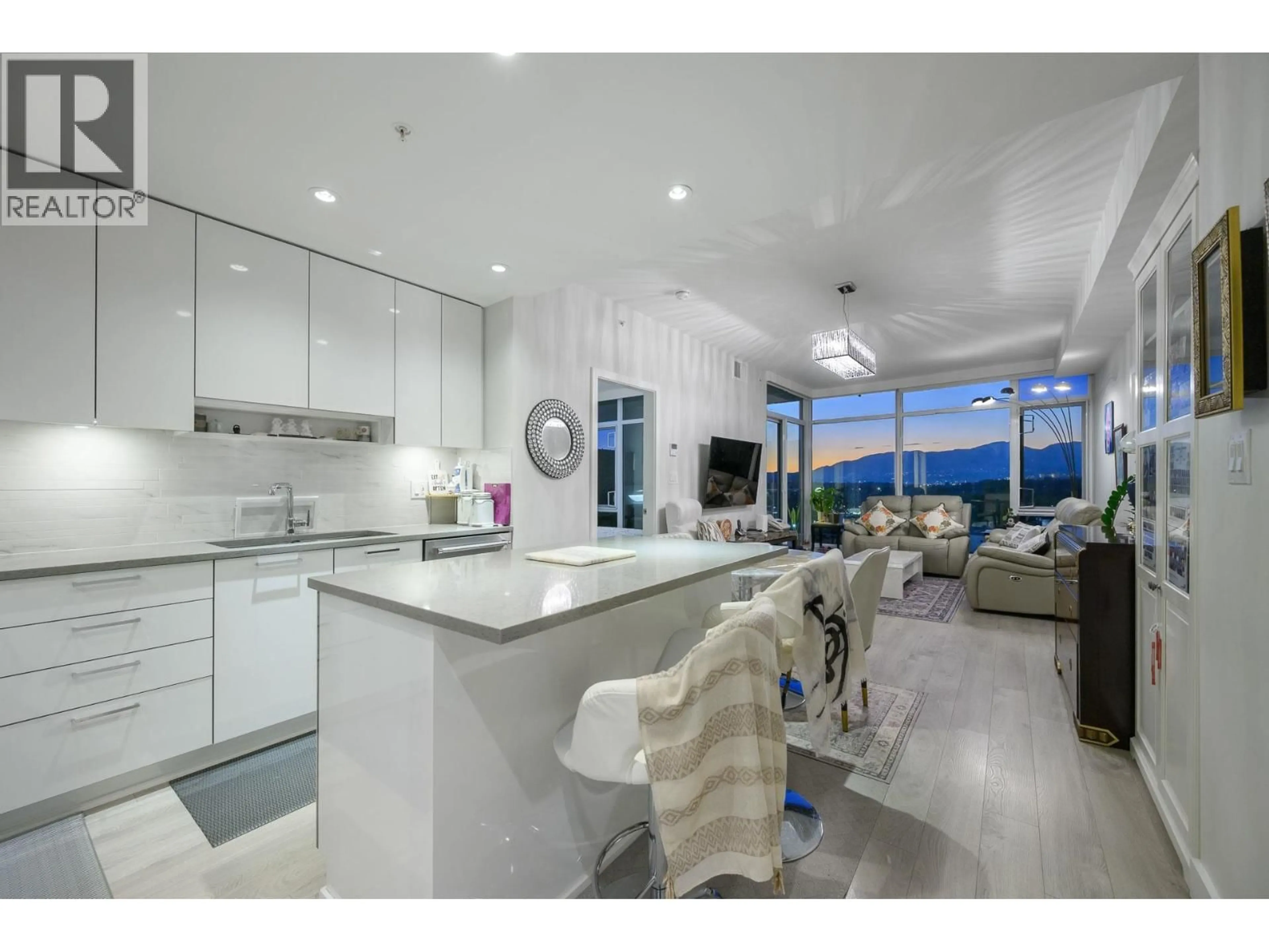 Open concept kitchen, ceramic/tile floor for 1207 - 1788 GILMORE AVENUE, Burnaby British Columbia V5C0L5