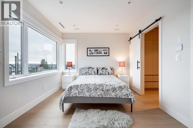 2 - 3674 OXFORD STREET, Vancouver 5