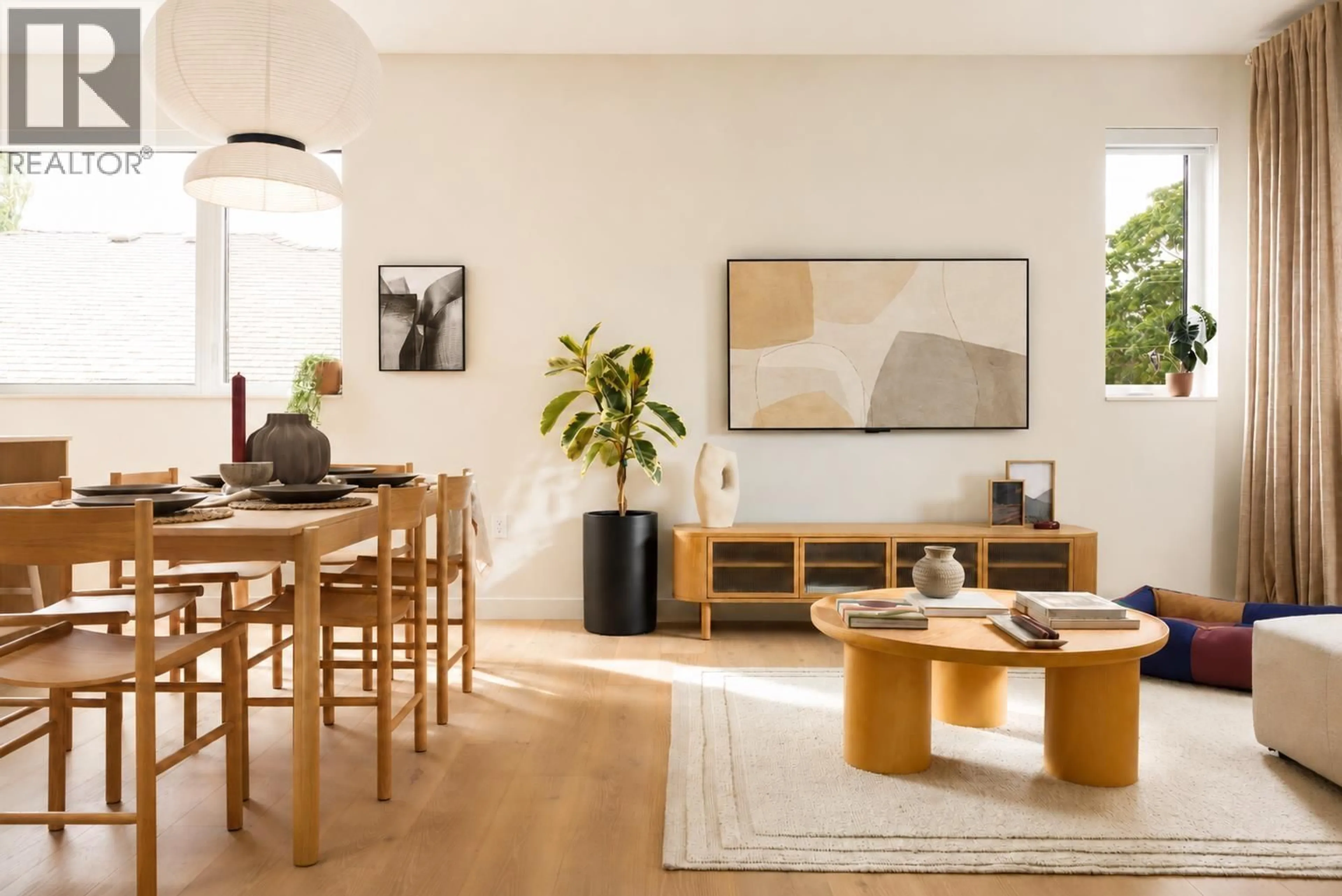 Living room with furniture, wood/laminate floor for 1 - 2063 13TH AVENUE, Vancouver British Columbia V5N2C5