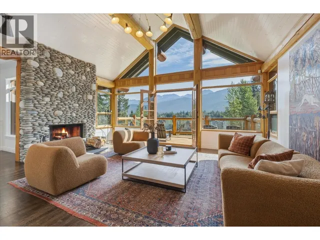 3426 BLUEBERRY DRIVE, Whistler 2
