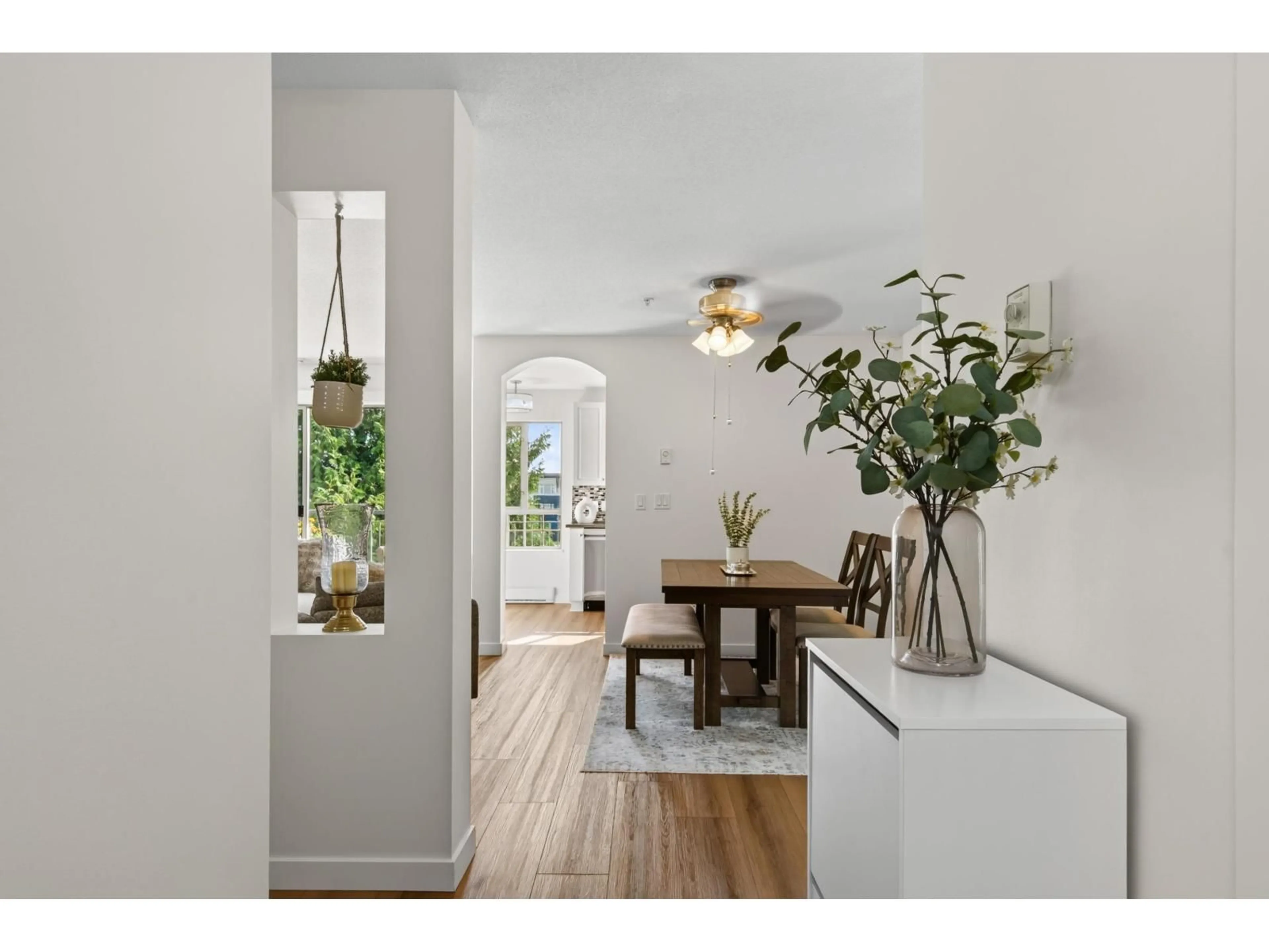 Indoor entryway for 313 - 22025 48 AVENUE, Langley British Columbia V3A8L2