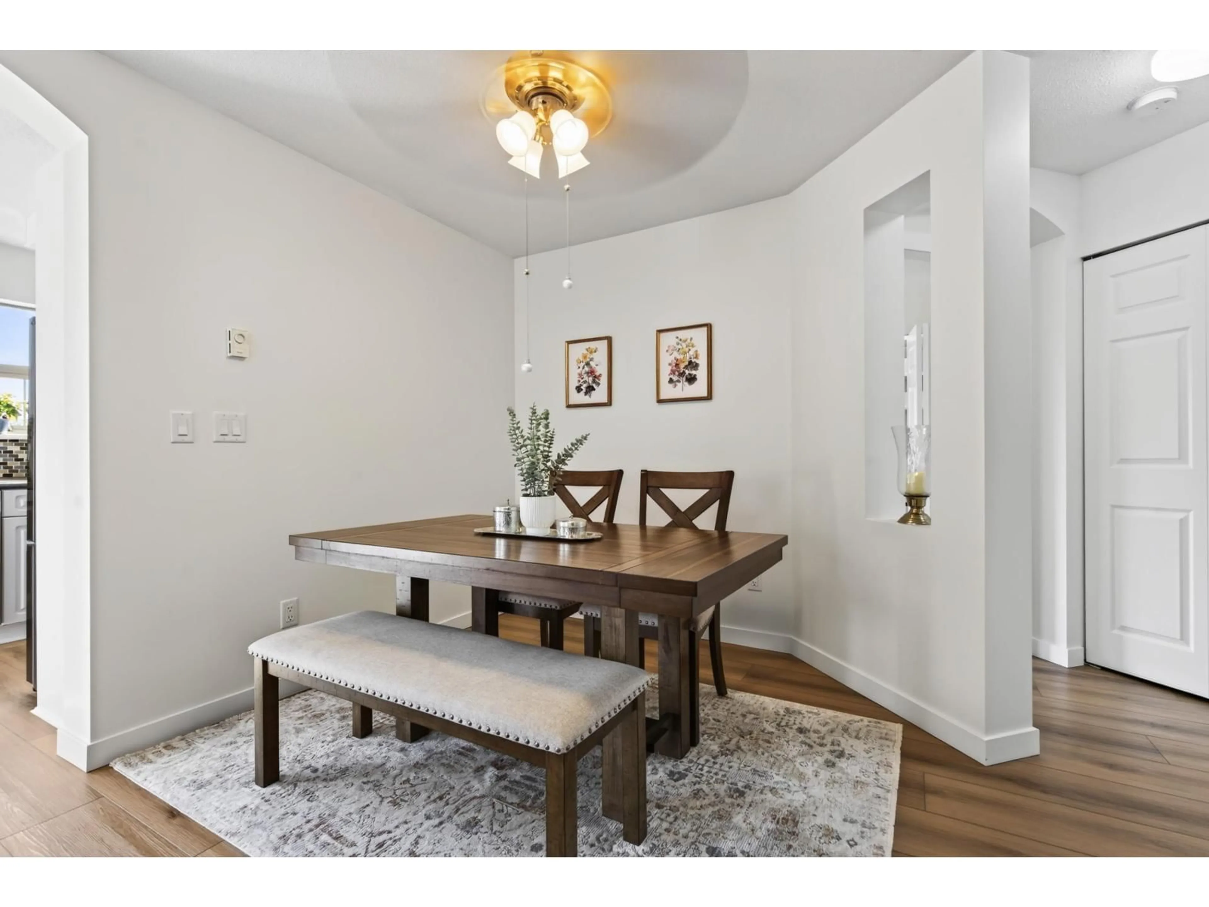 Dining room, wood/laminate floor for 313 - 22025 48 AVENUE, Langley British Columbia V3A8L2