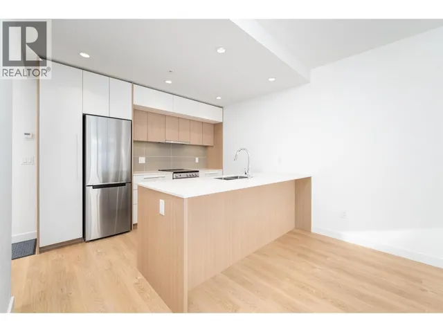 214 - 9888 UNIVERSITY CRESCENT, Burnaby 5