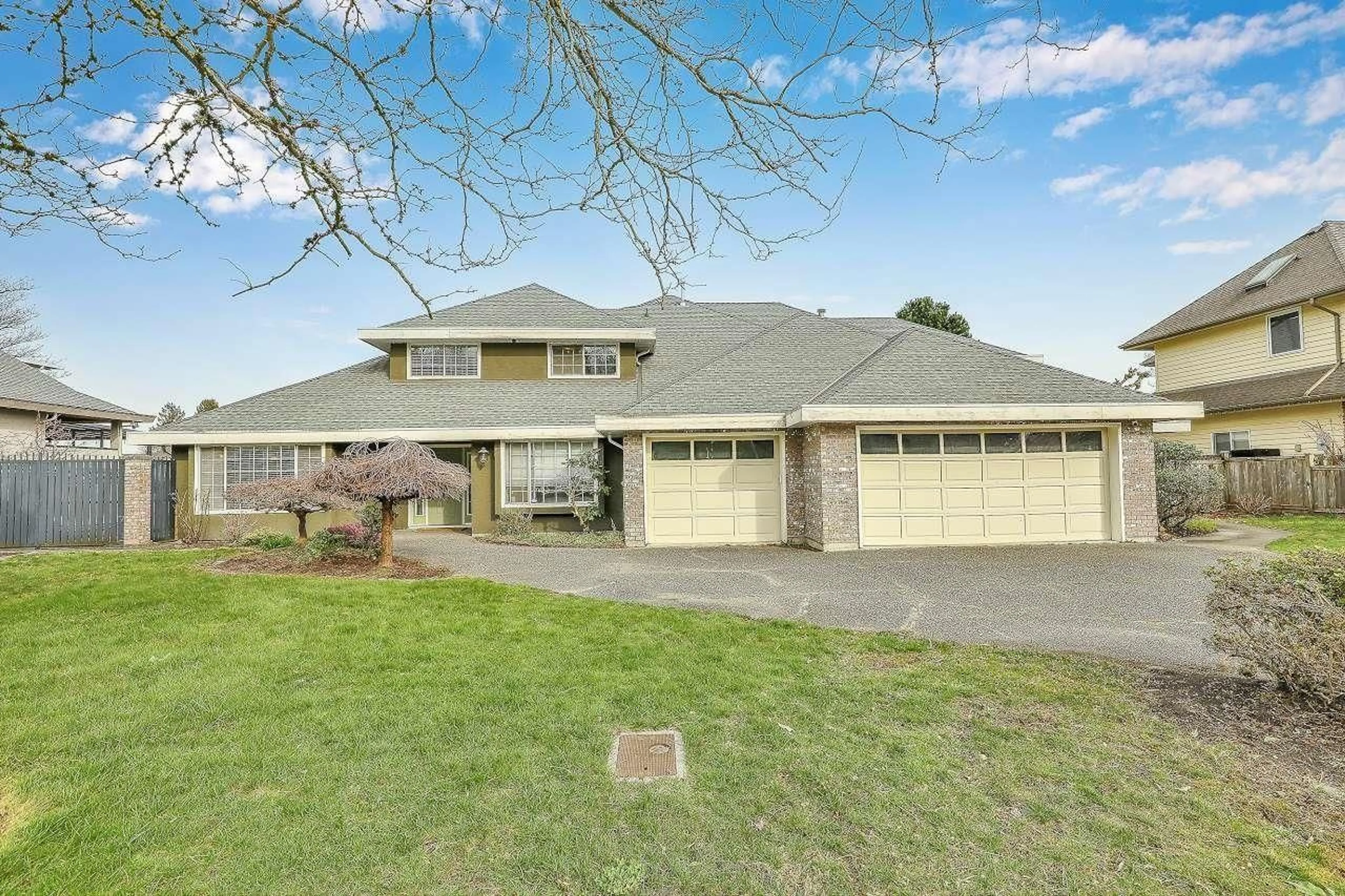 Unknown for 9312 163 STREET, Surrey British Columbia V4N3C9