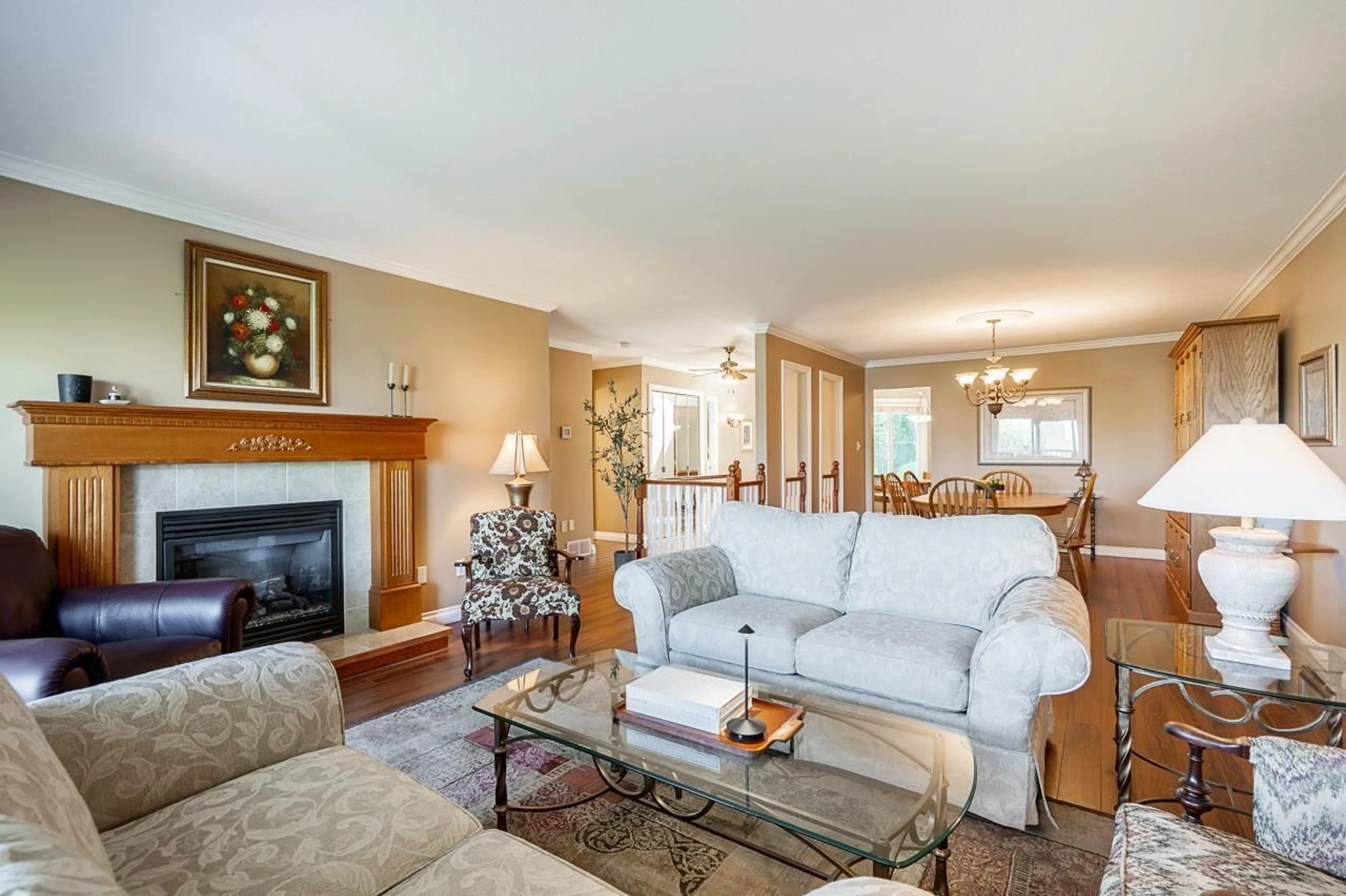 Living room with furniture, unknown for 7 - 2989 TRAFALGAR STREET, Abbotsford British Columbia V2S7X9