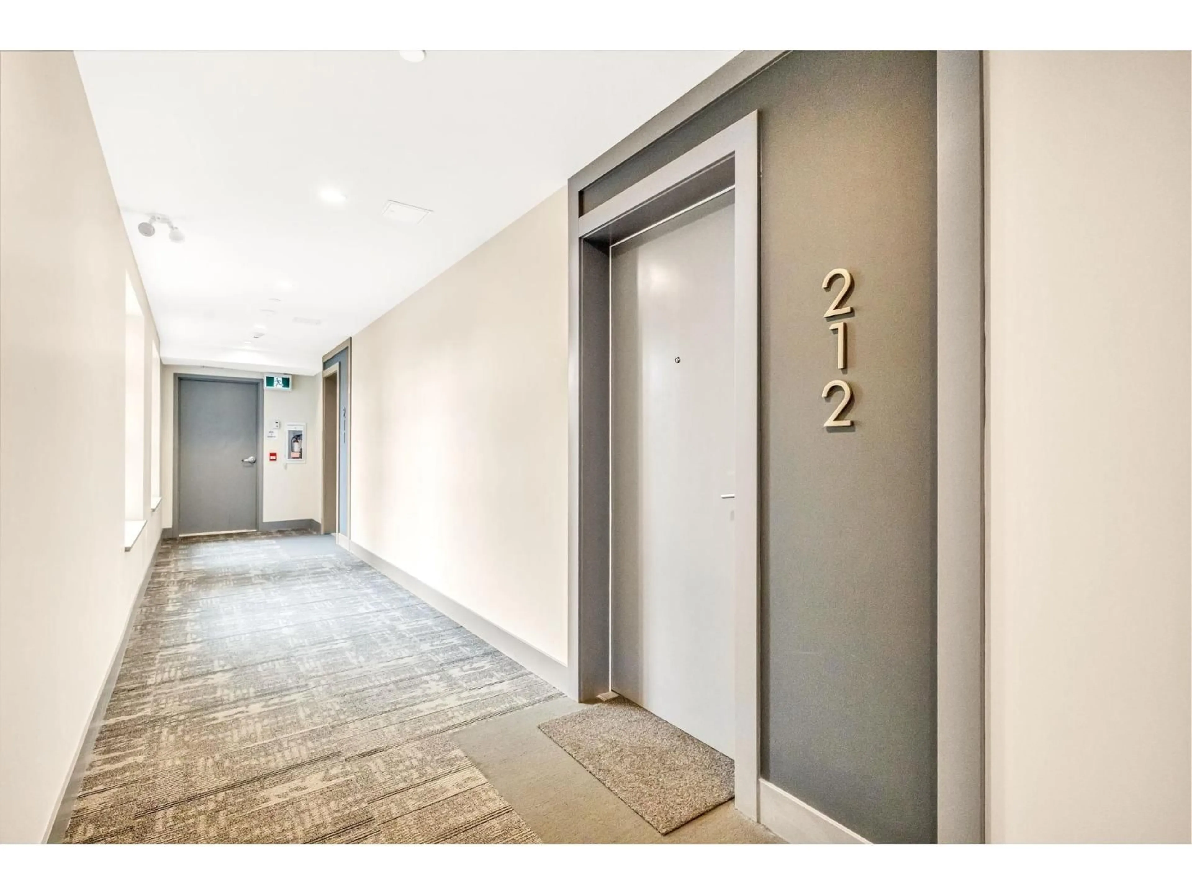 Indoor foyer for 212 - 6960 NICHOLSON ROAD, Delta British Columbia V4E0A9
