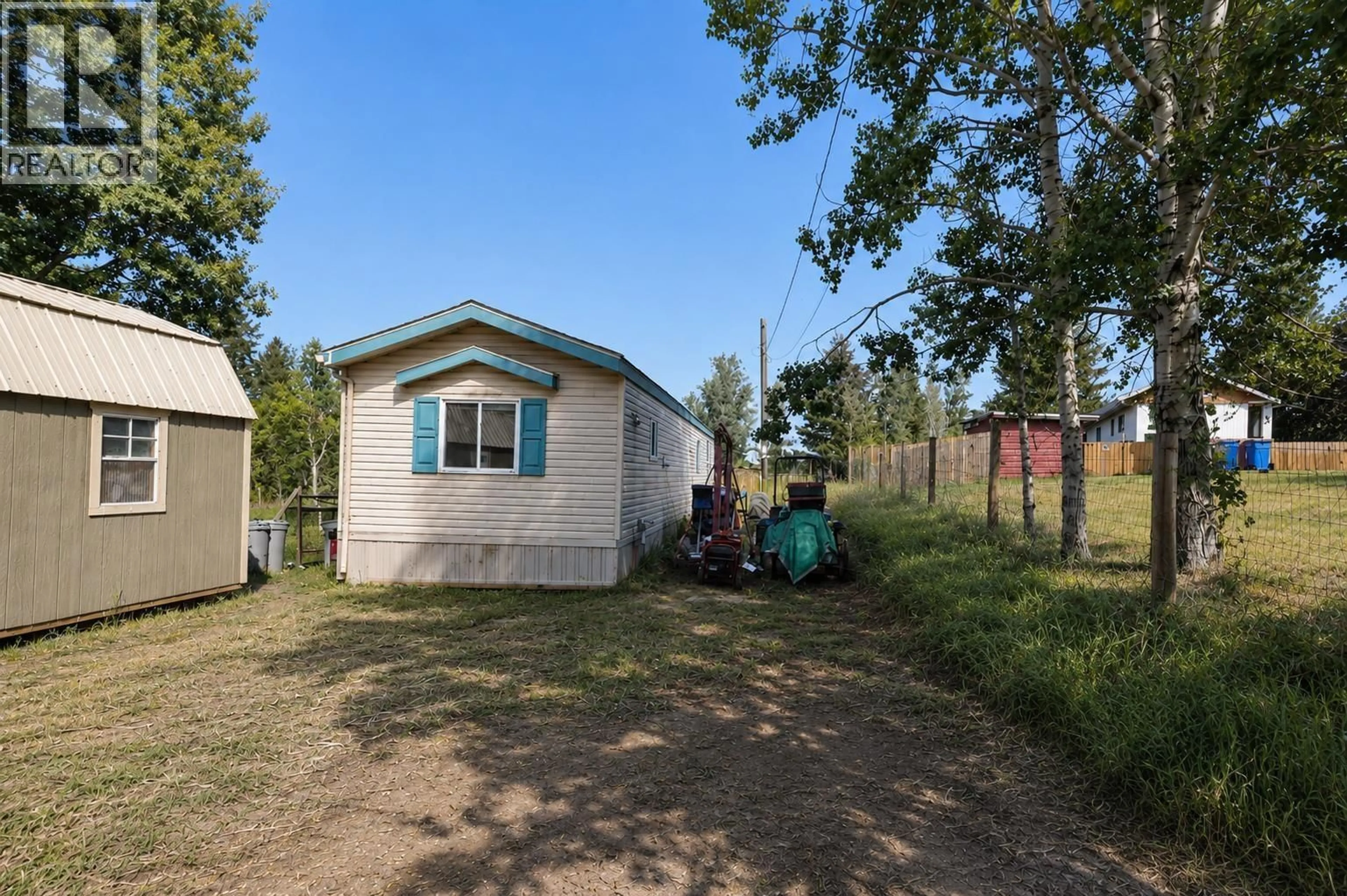Shed for 5465 ELLIOT LAKE ROAD, 108 Mile Ranch British Columbia V0K2E1