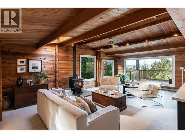 1608 WHITESAILS DRIVE, Bowen Island 2