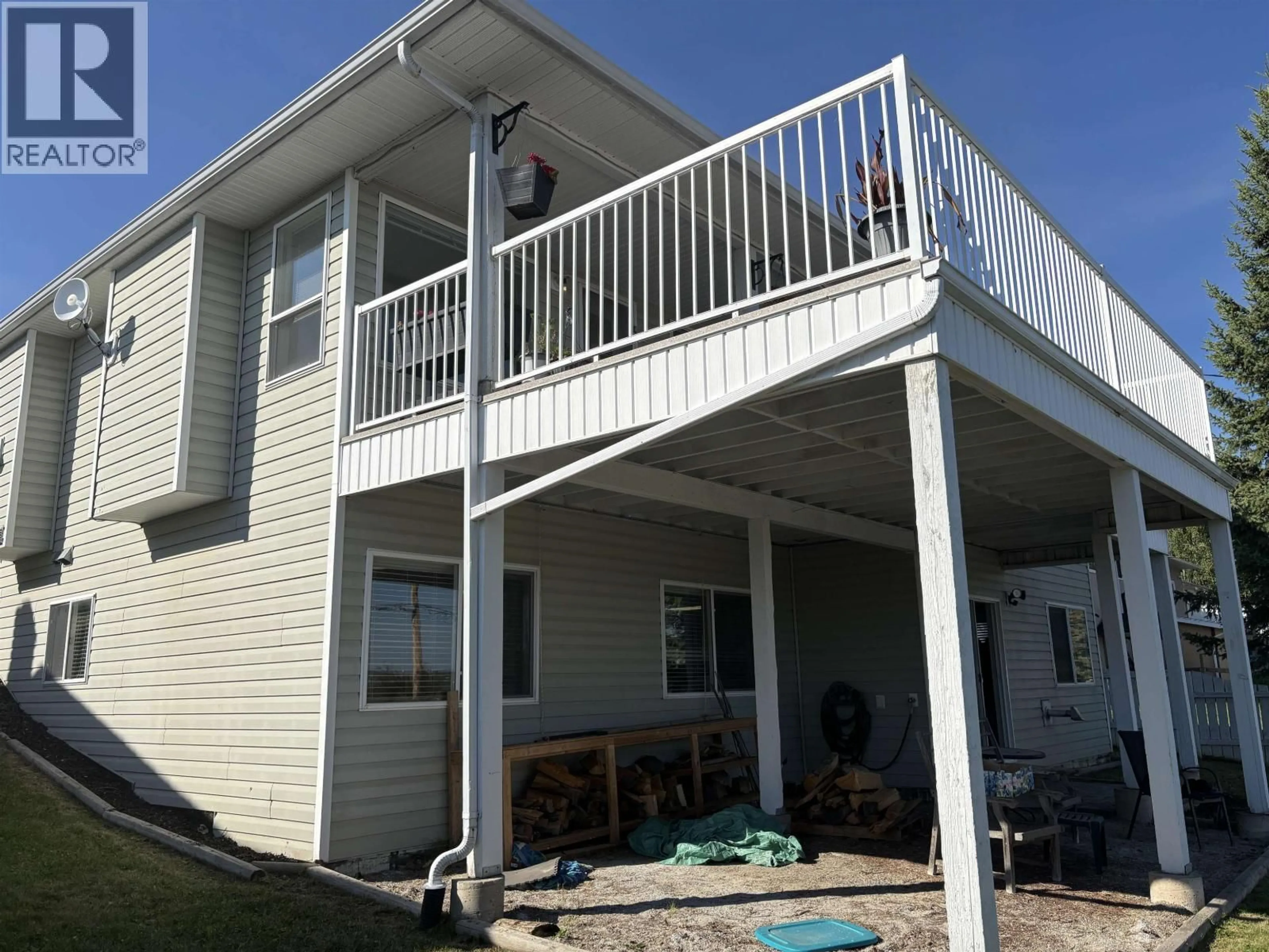 Home with vinyl exterior material, unknown for 113 FIFTH STREET, Vanderhoof British Columbia V0J3A0