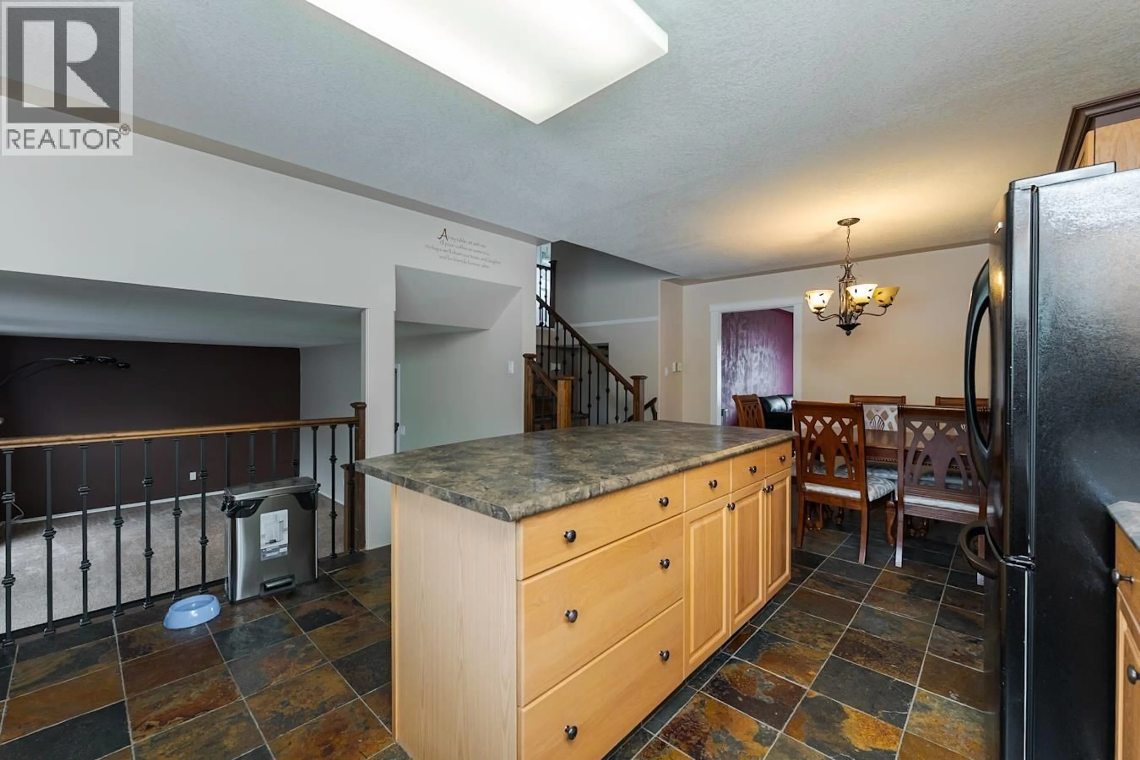 Unknown for 5559 HEYER ROAD, Prince George British Columbia V2N6J3