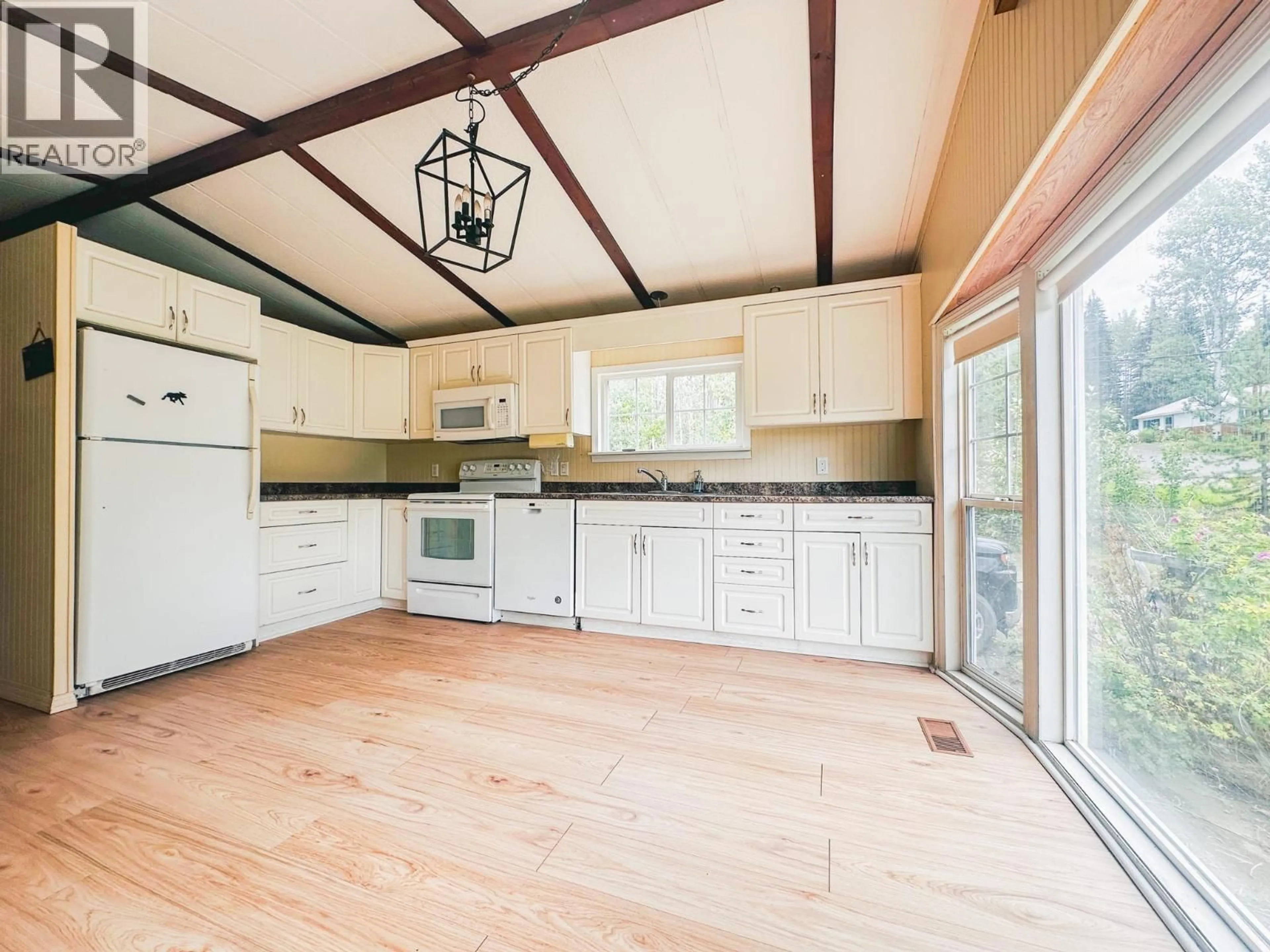 Open concept kitchen, unknown for 2350 MURPHY ROAD, Burns Lake British Columbia V0J1E1