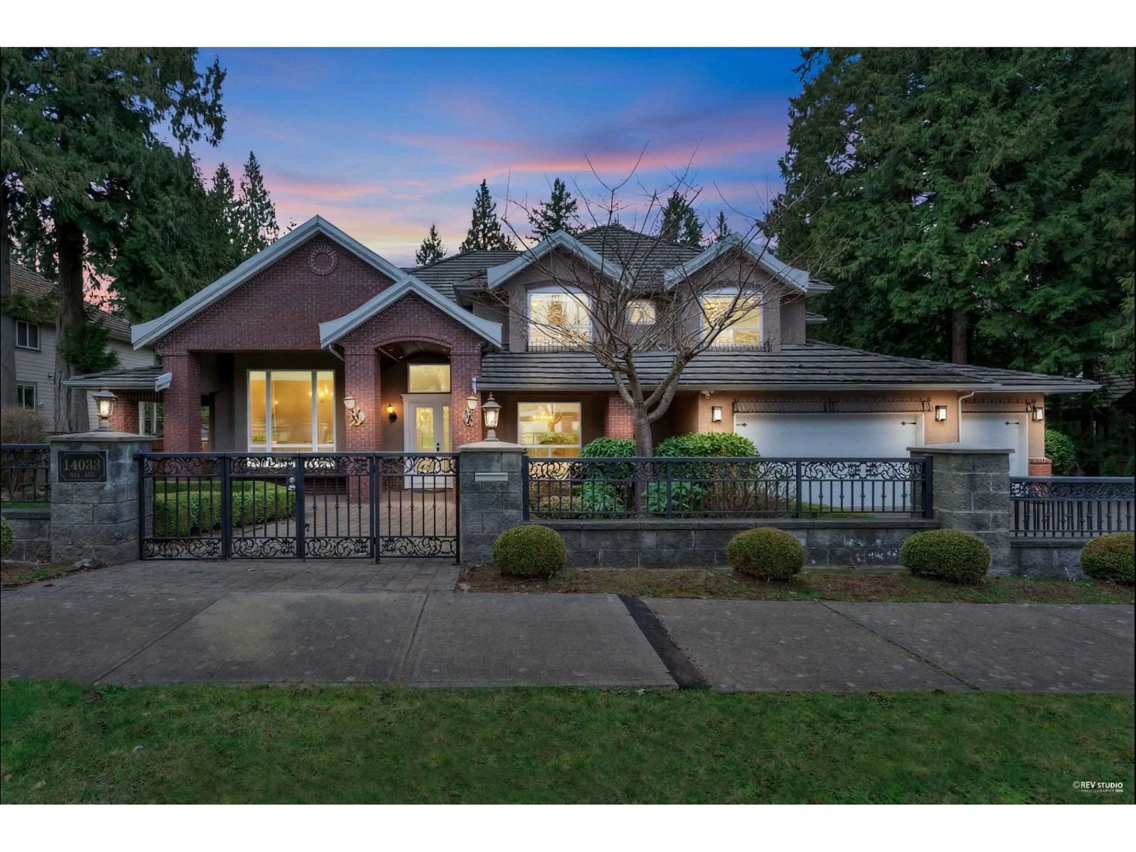 Home with brick exterior material, street for 14033 34A AVENUE, Surrey British Columbia V4P0A8