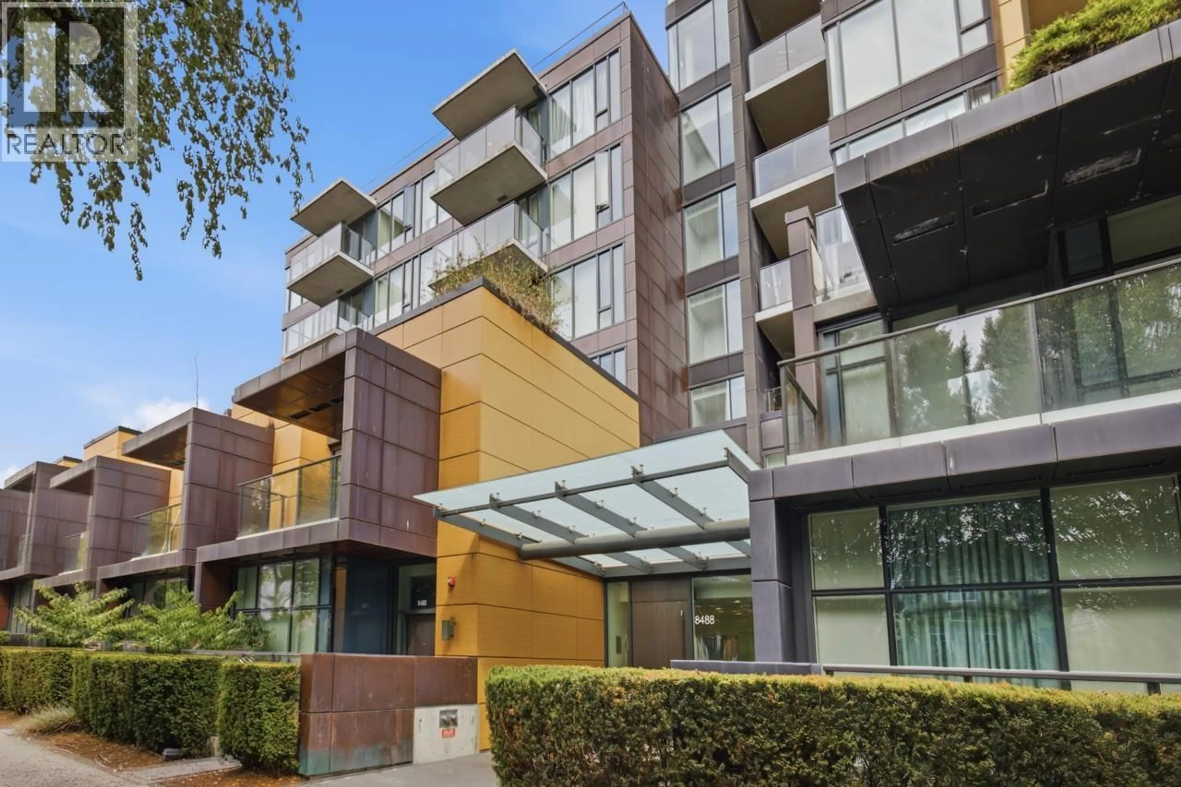 Indoor foyer for 802 - 8488 CORNISH STREET, Vancouver British Columbia V6P0C2