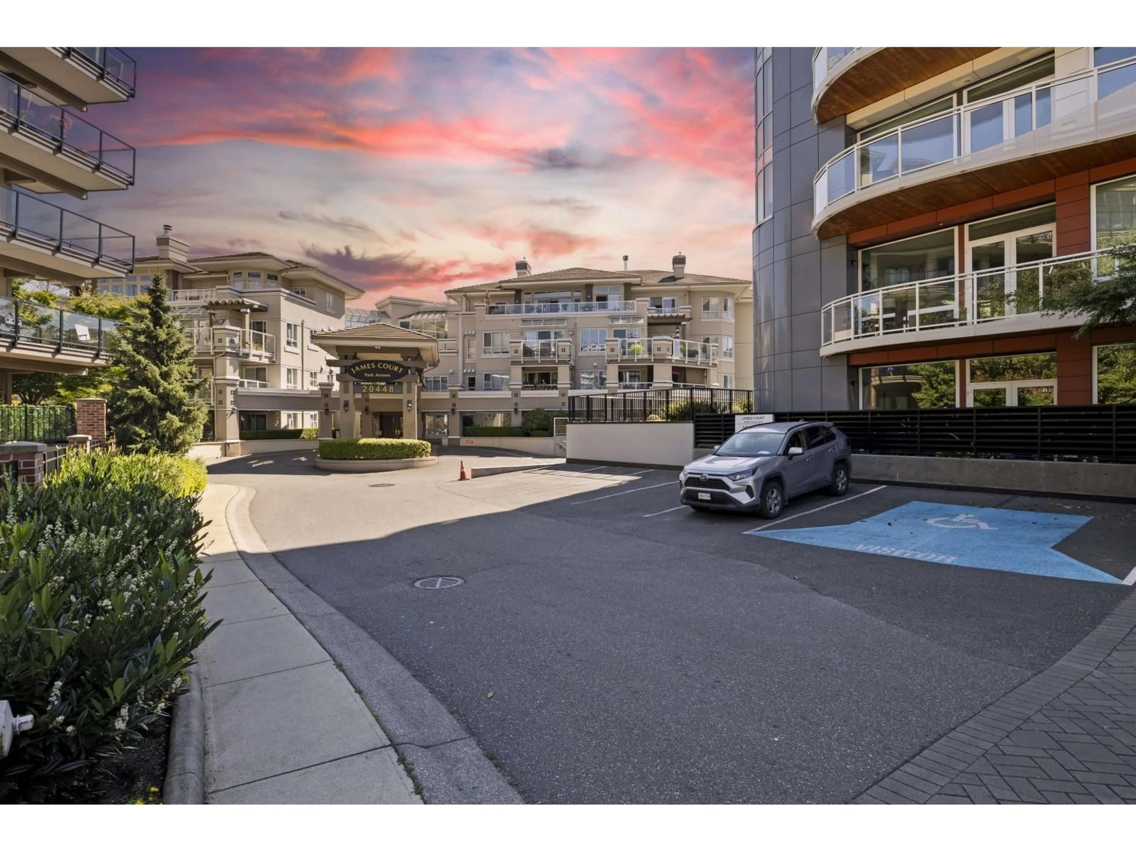 A pic from outside/outdoor area/front of a property/back of a property/a pic from drone, street for 213 - 20448 PARK AVENUE, Langley British Columbia V3A4N3