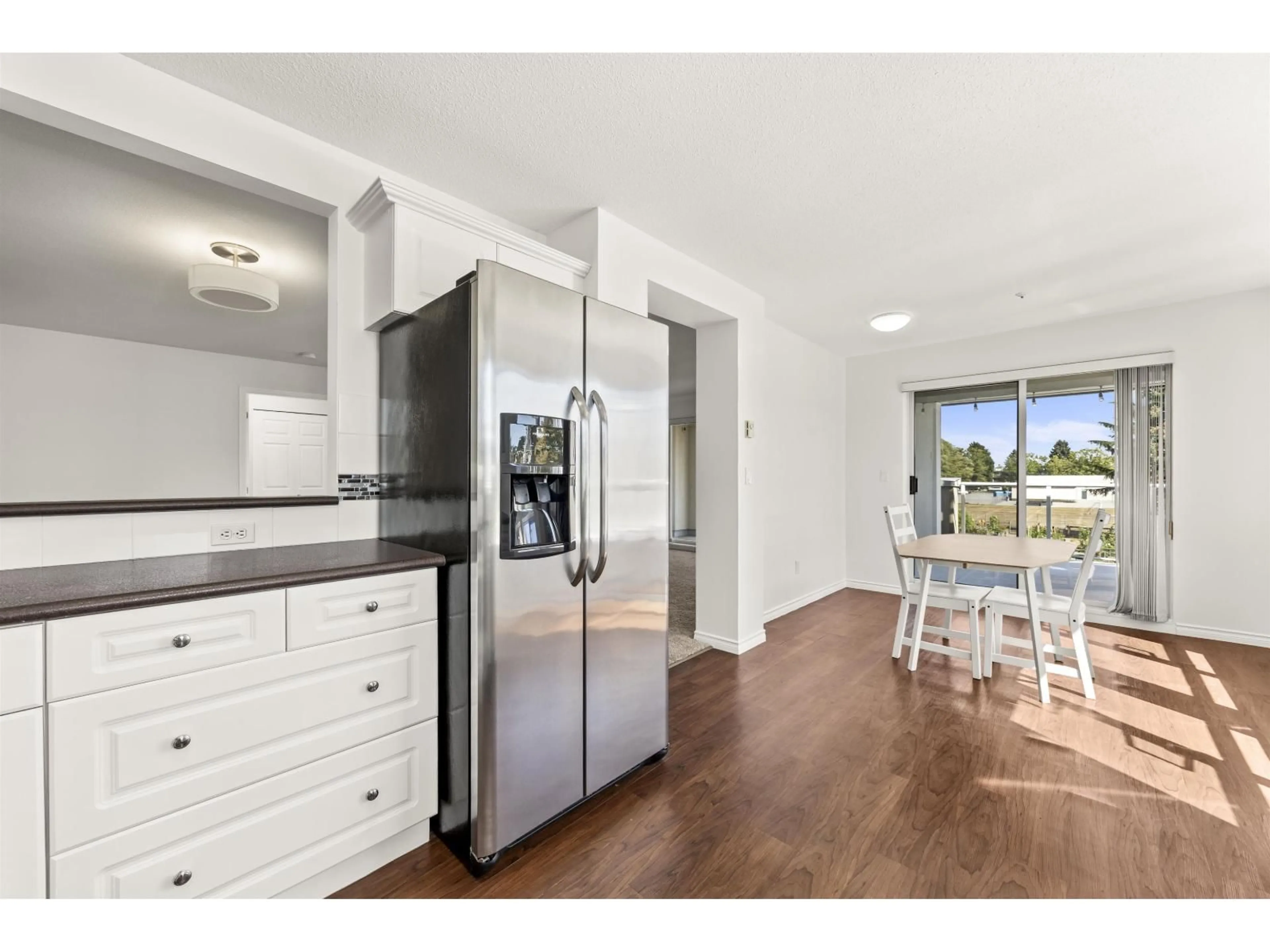 Open concept kitchen, unknown for 213 - 20448 PARK AVENUE, Langley British Columbia V3A4N3