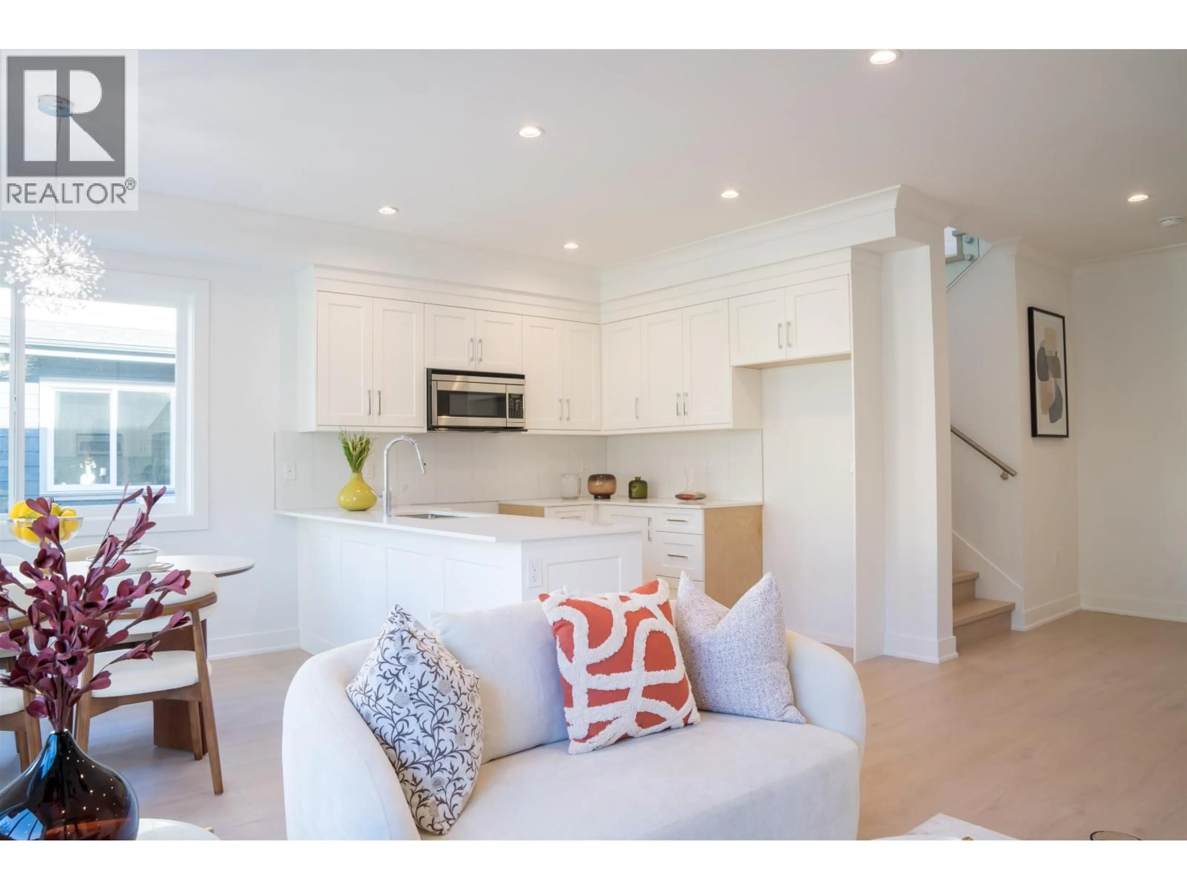Open concept kitchen, unknown for 103 - 8233 WILLIAMS ROAD, Richmond British Columbia V7A1G4