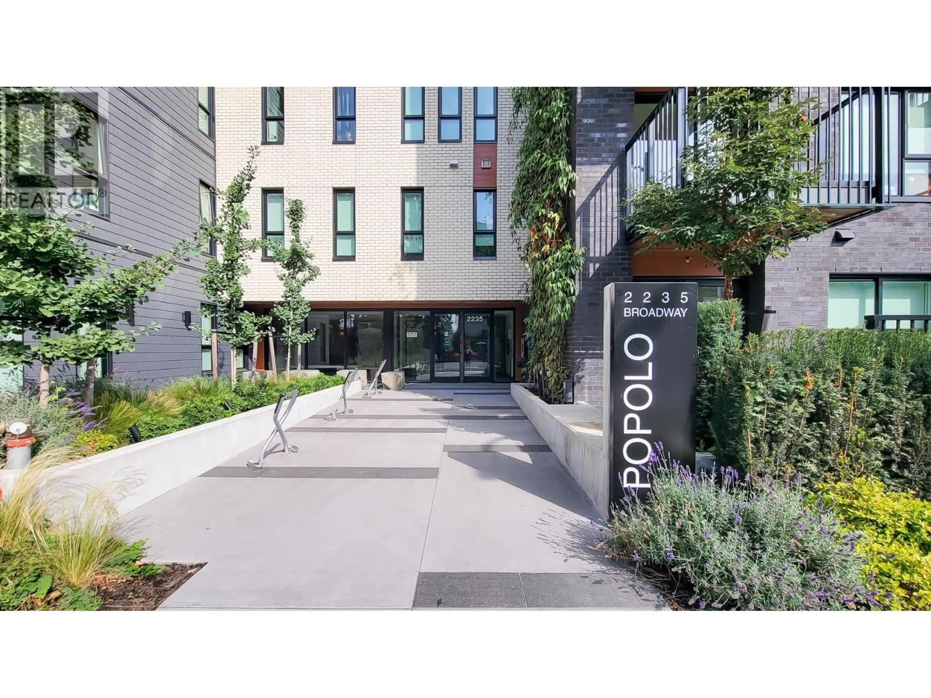 Patio, street for 401 - 2235 BROADWAY, Vancouver British Columbia V5N0J5