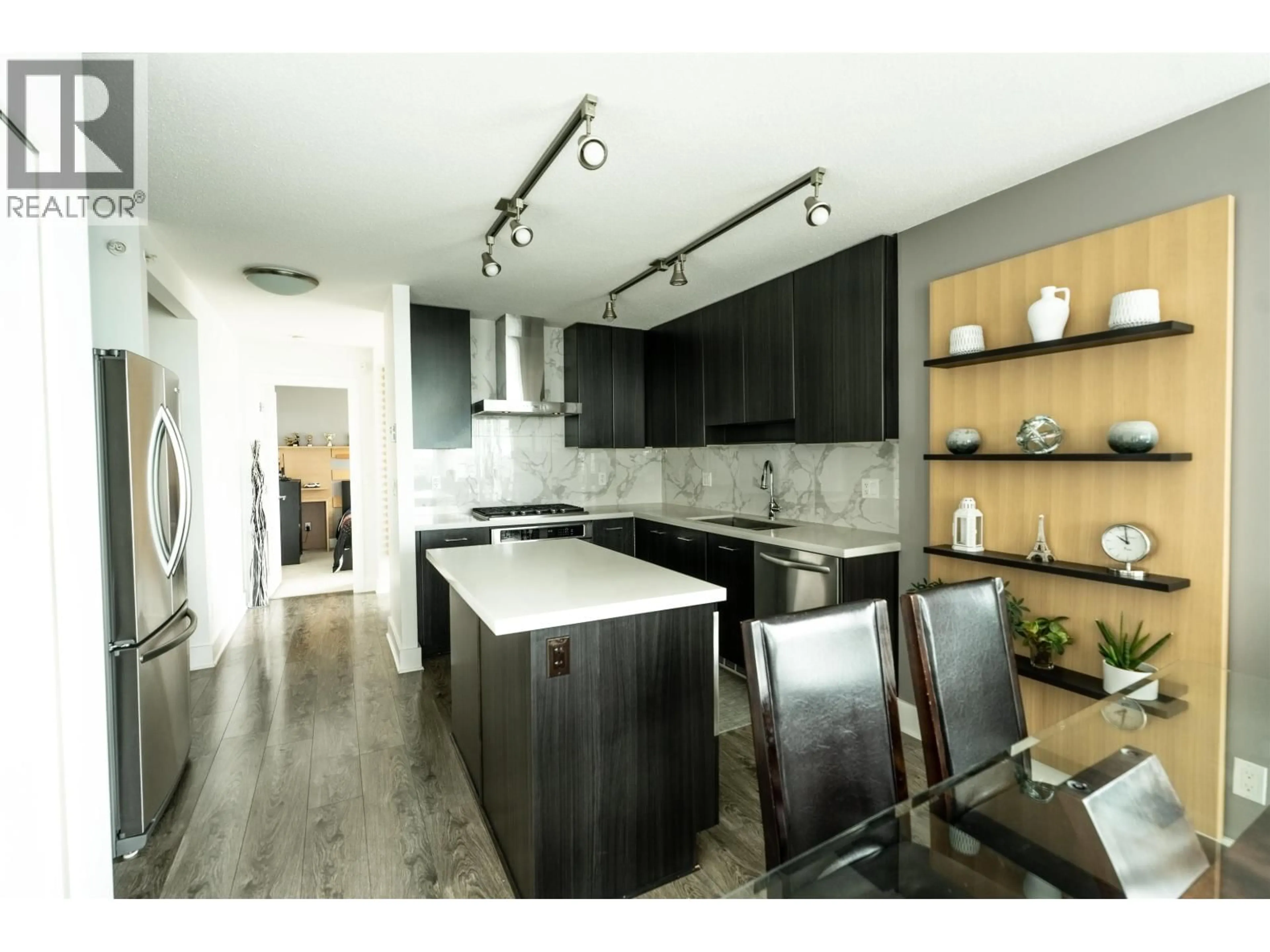 Contemporary kitchen, unknown for 2607 - 4189 HALIFAX STREET, Burnaby British Columbia V5C0H9