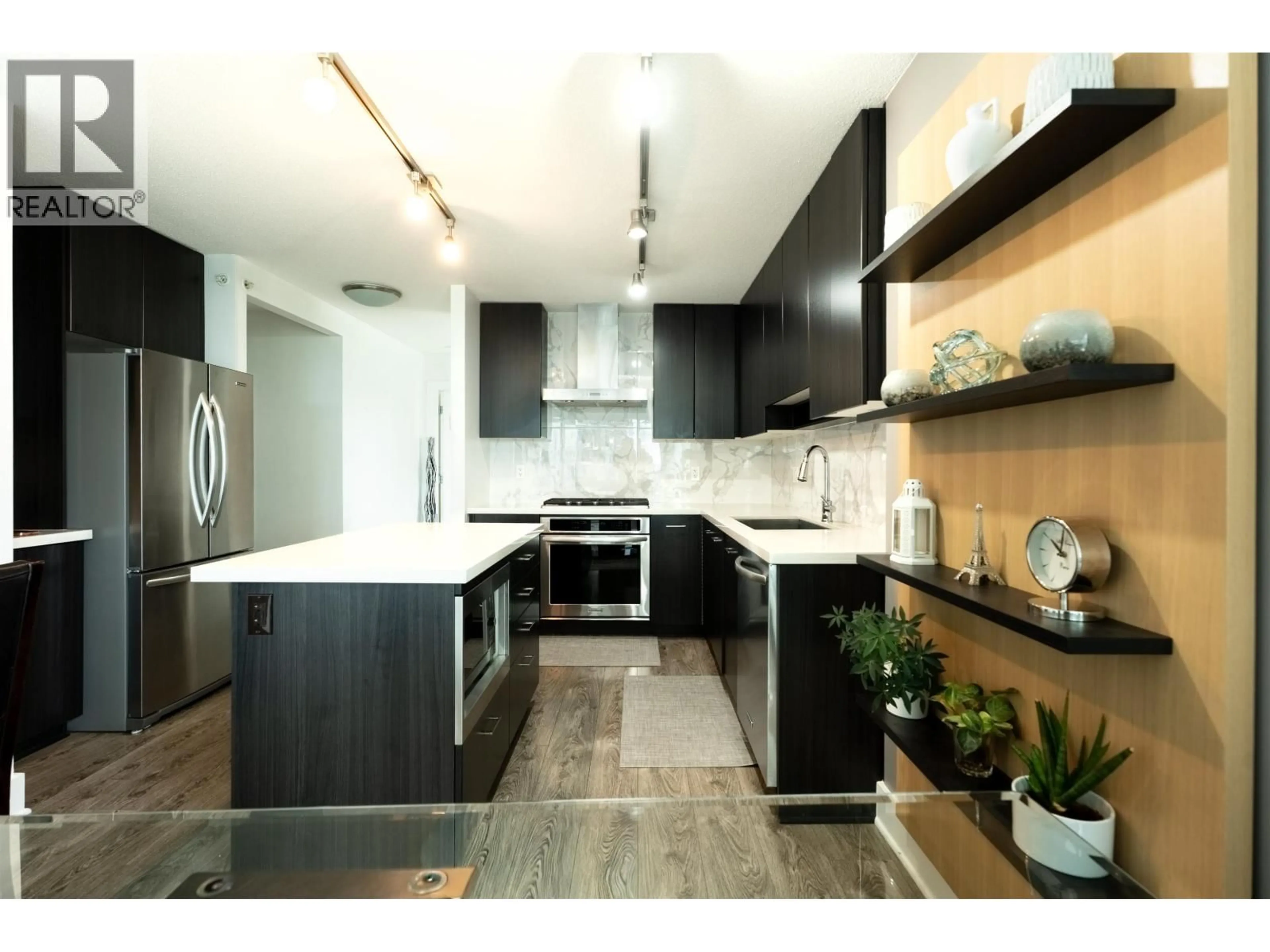 Contemporary kitchen, unknown for 2607 - 4189 HALIFAX STREET, Burnaby British Columbia V5C0H9