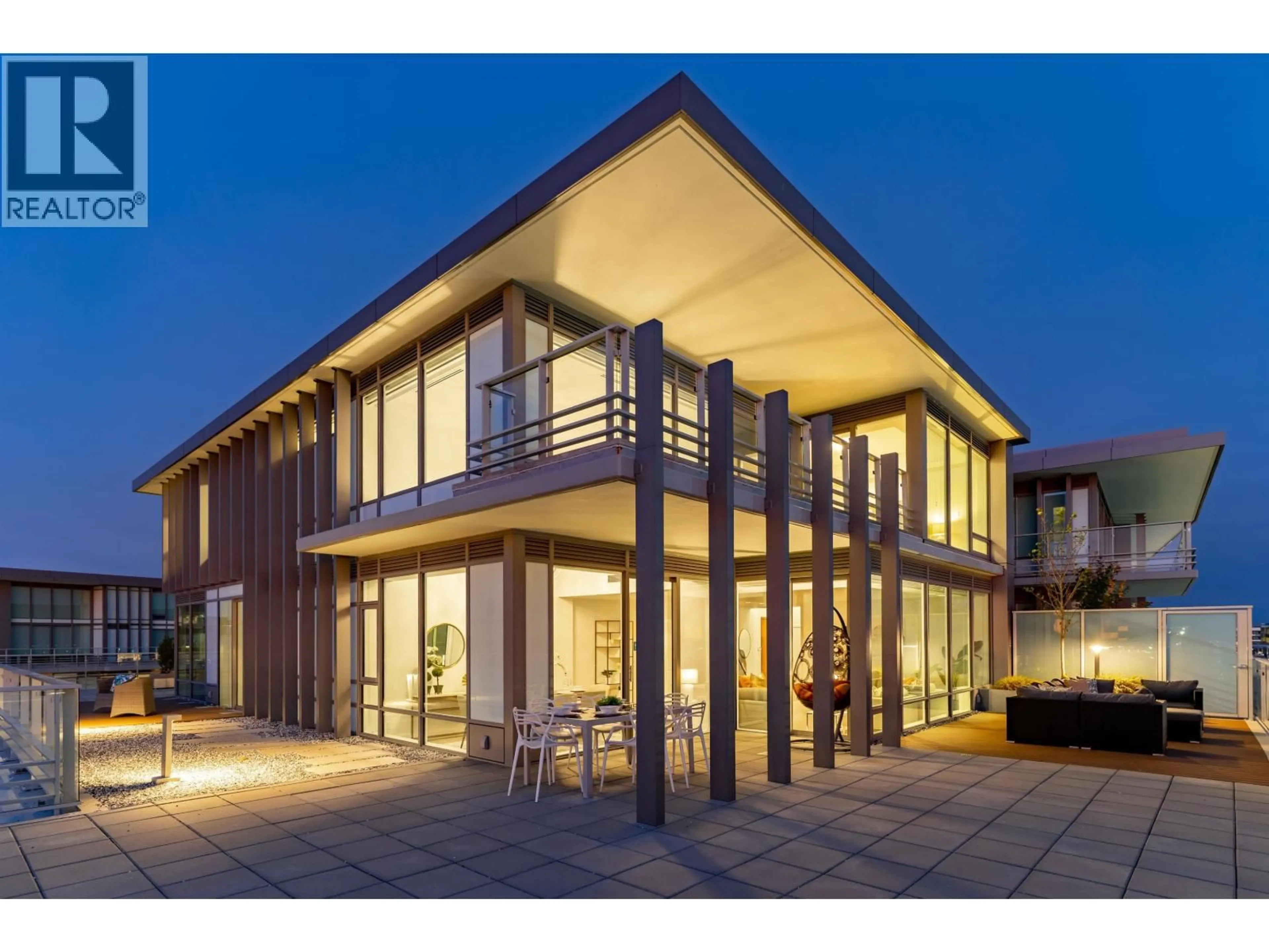 Patio, building for 1205 - 6622 PEARSON WAY, Richmond British Columbia V7C0E4