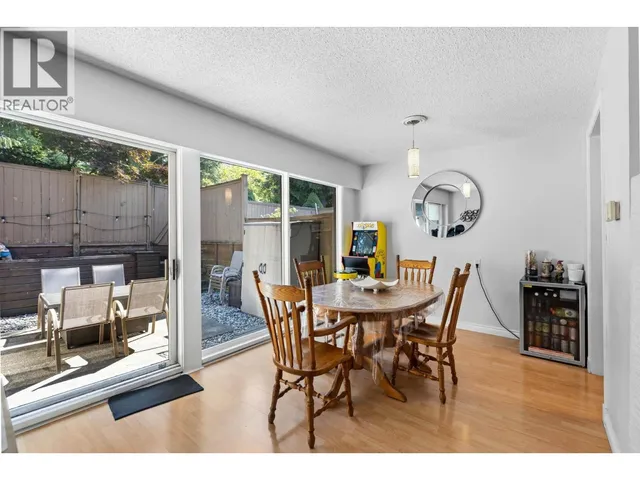 9010 CENTAURUS CIRCLE, Burnaby 3