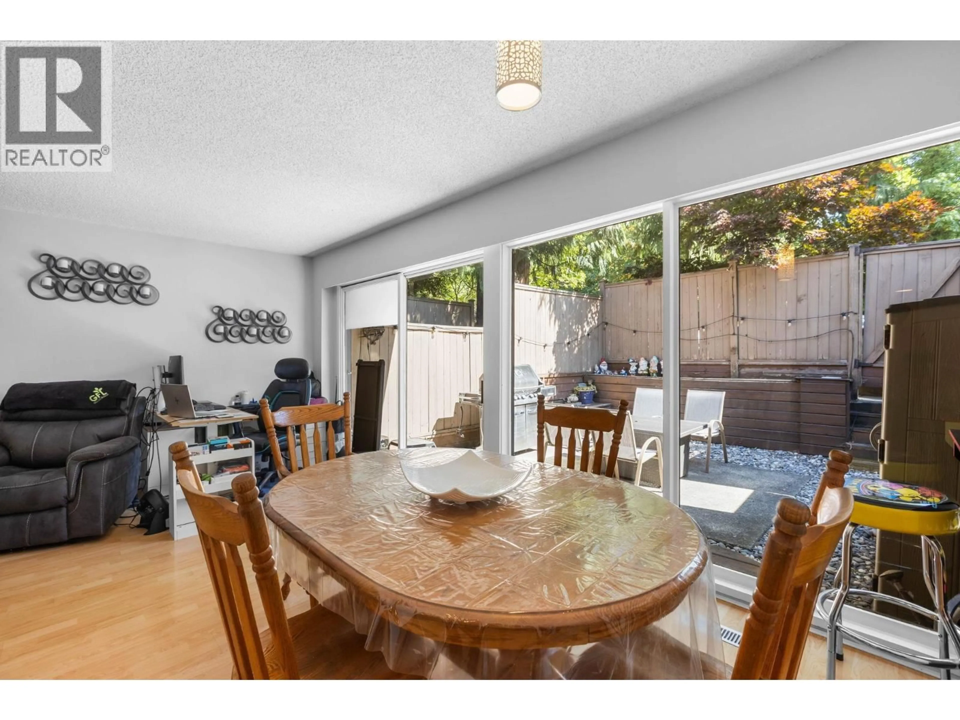 Dining room, unknown for 9010 CENTAURUS CIRCLE, Burnaby British Columbia V3J1C2