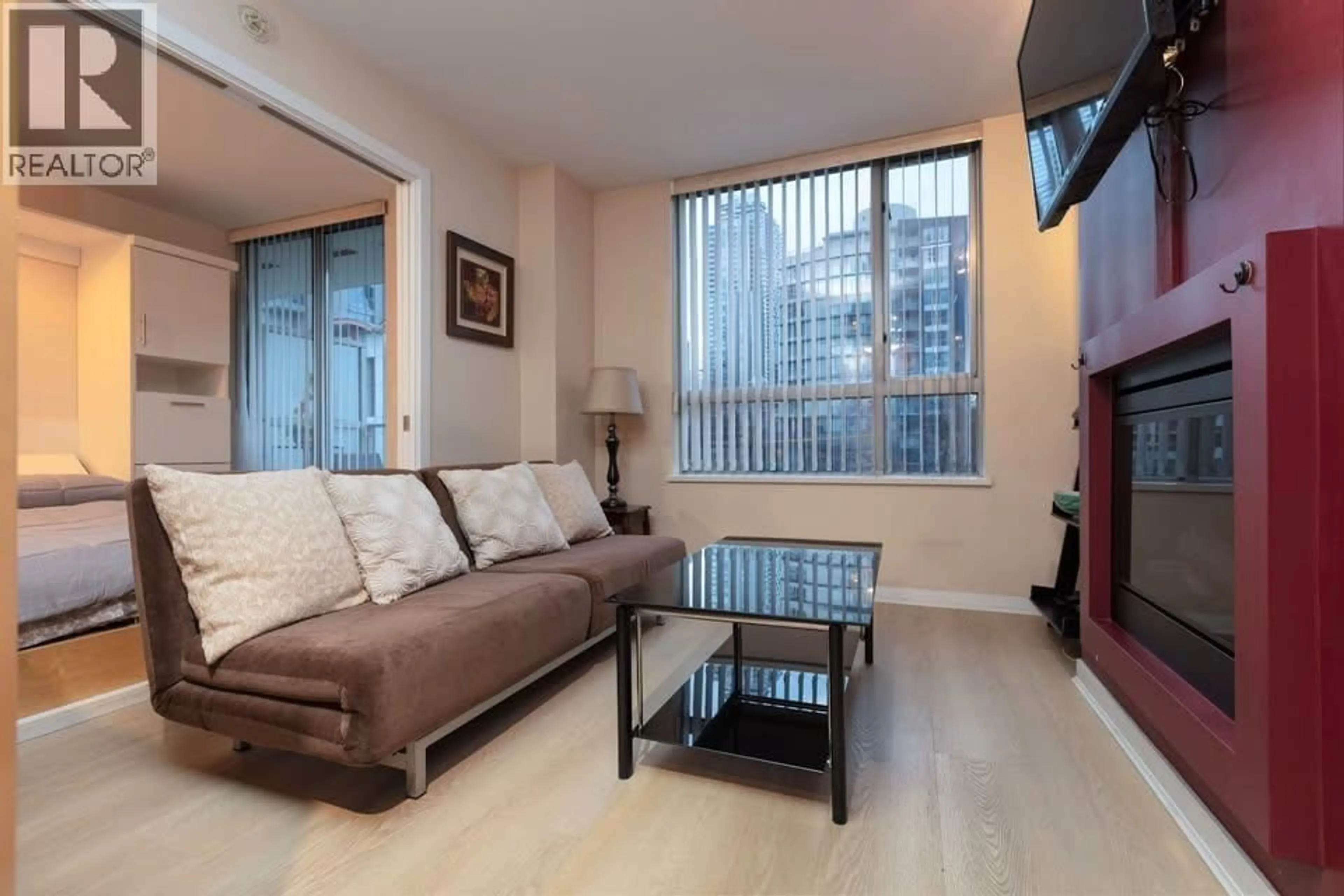 Living room with furniture, unknown for 401 - 1225 RICHARDS STREET, Vancouver British Columbia V6B1E6