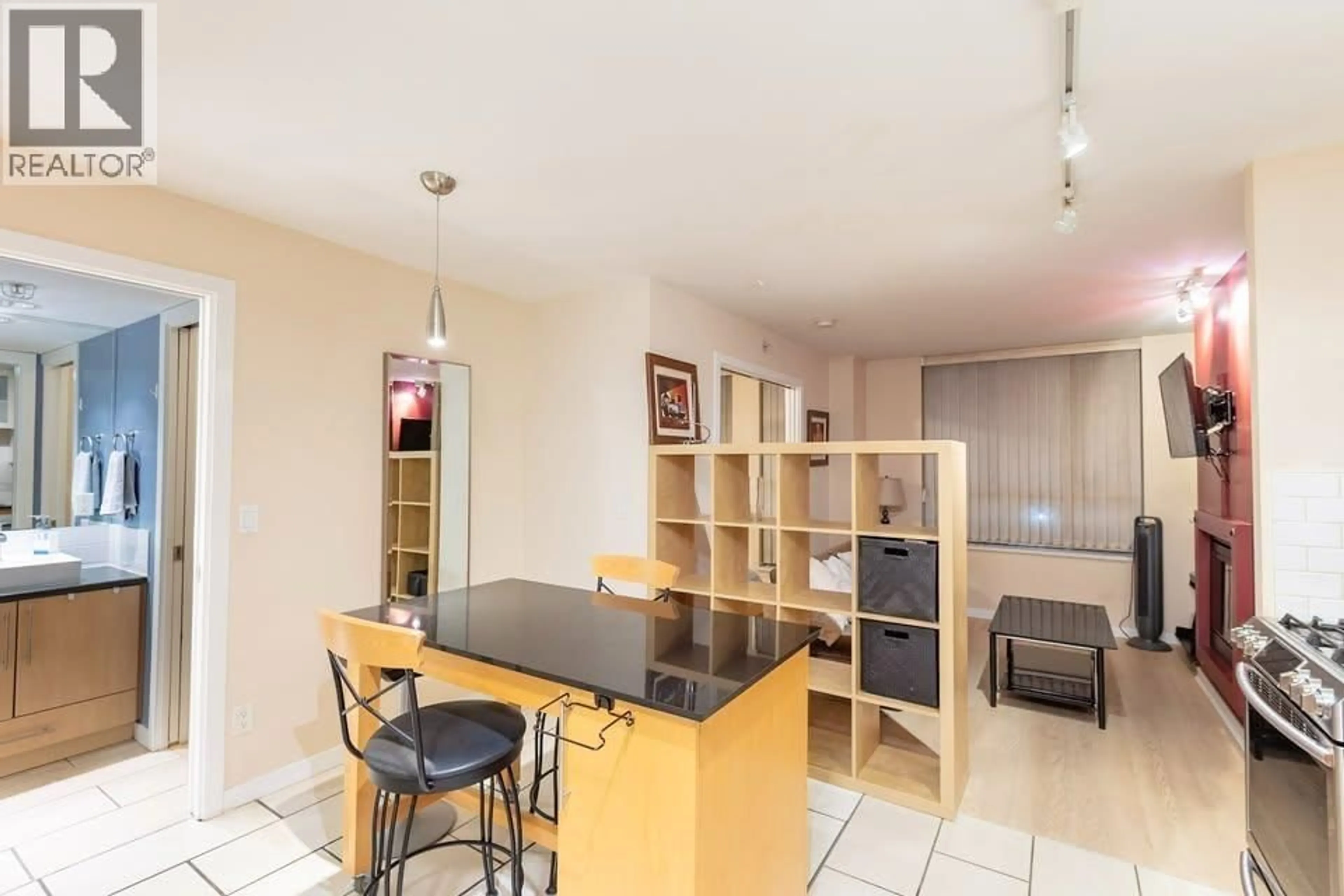 Unknown for 401 - 1225 RICHARDS STREET, Vancouver British Columbia V6B1E6