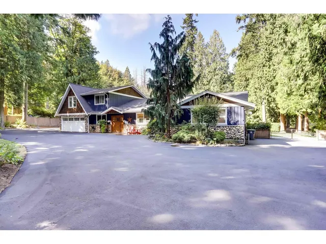 14084 GREENCREST DRIVE, Surrey 2