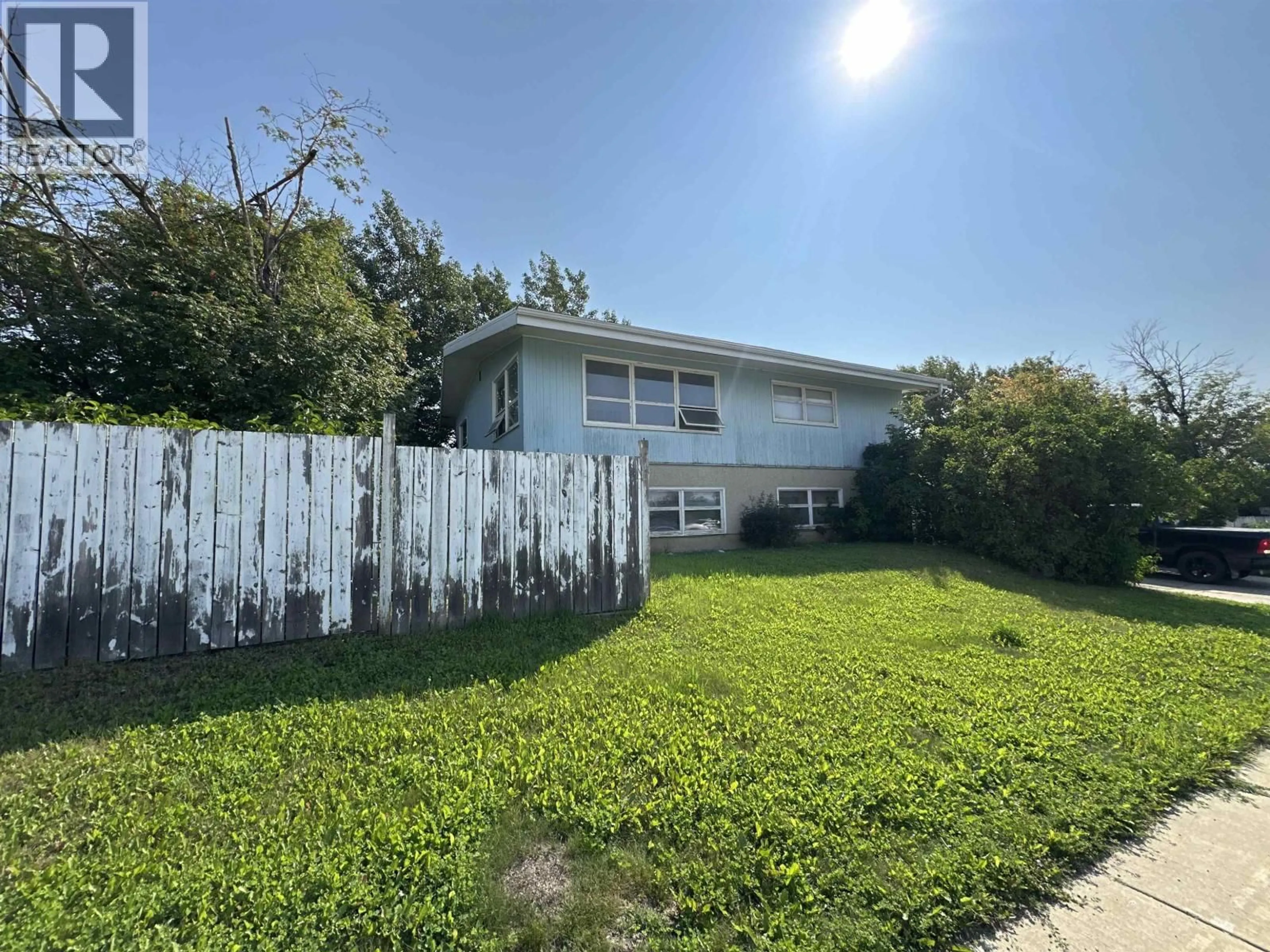 A pic from outside/outdoor area/front of a property/back of a property/a pic from drone, unknown for 9319 98A AVENUE, Fort St. John British Columbia V1J1R2