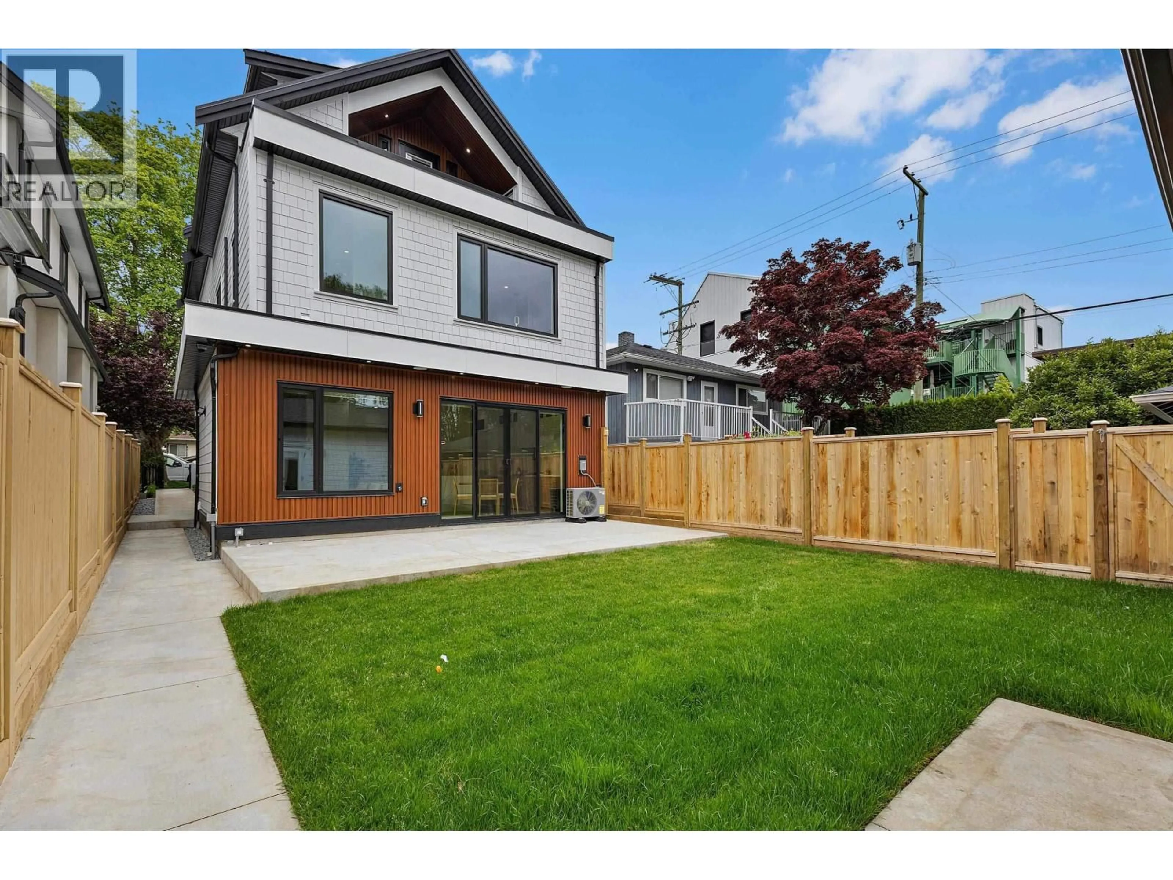 Home with brick exterior material, street for 2 - 182 ONTARIO PLACE, Vancouver British Columbia V5W1S2