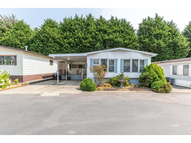 103 - 2062 KING GEORGE BOULEVARD, Surrey 2
